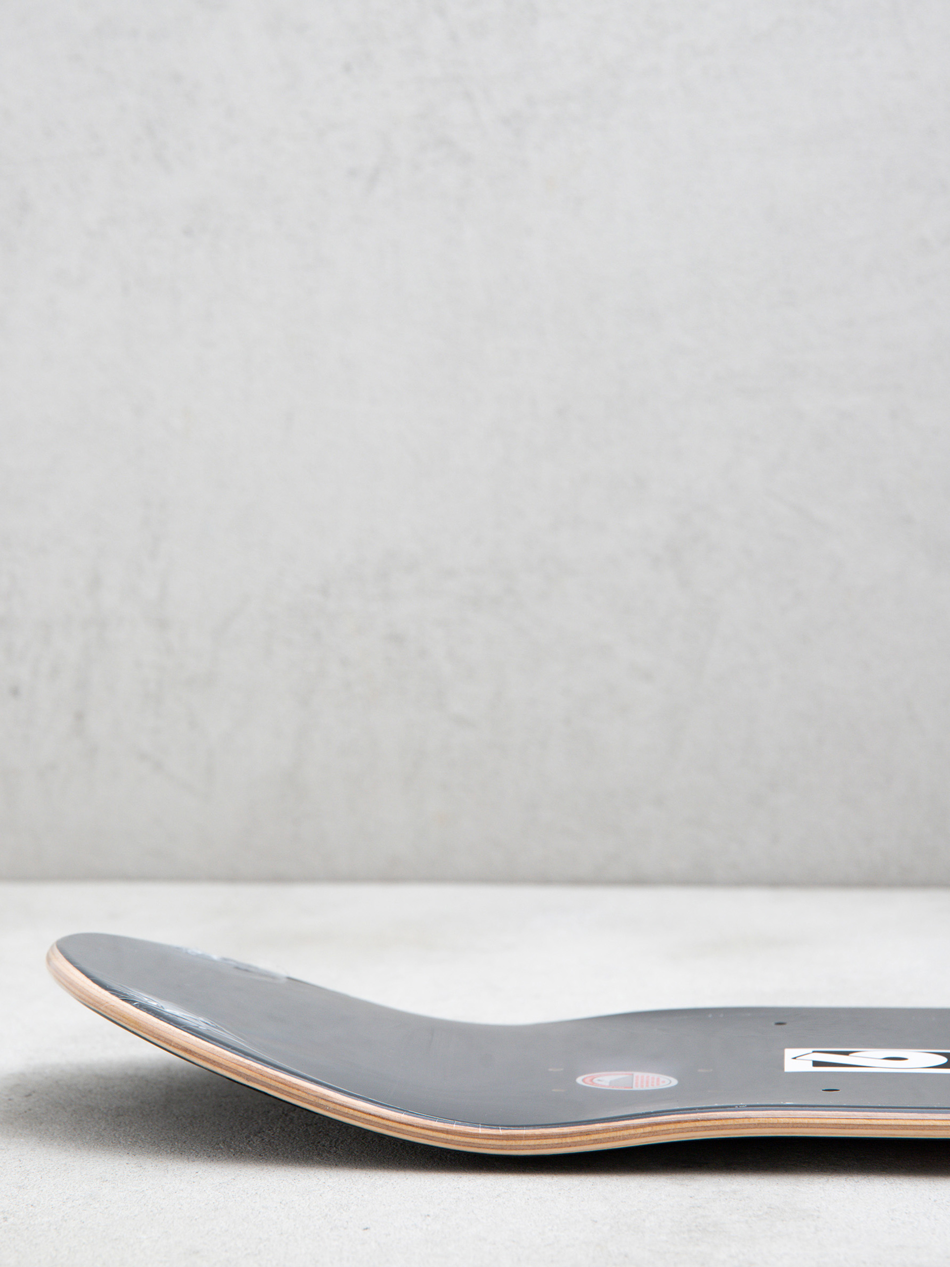 Birdhouse Deck B Logo (black)