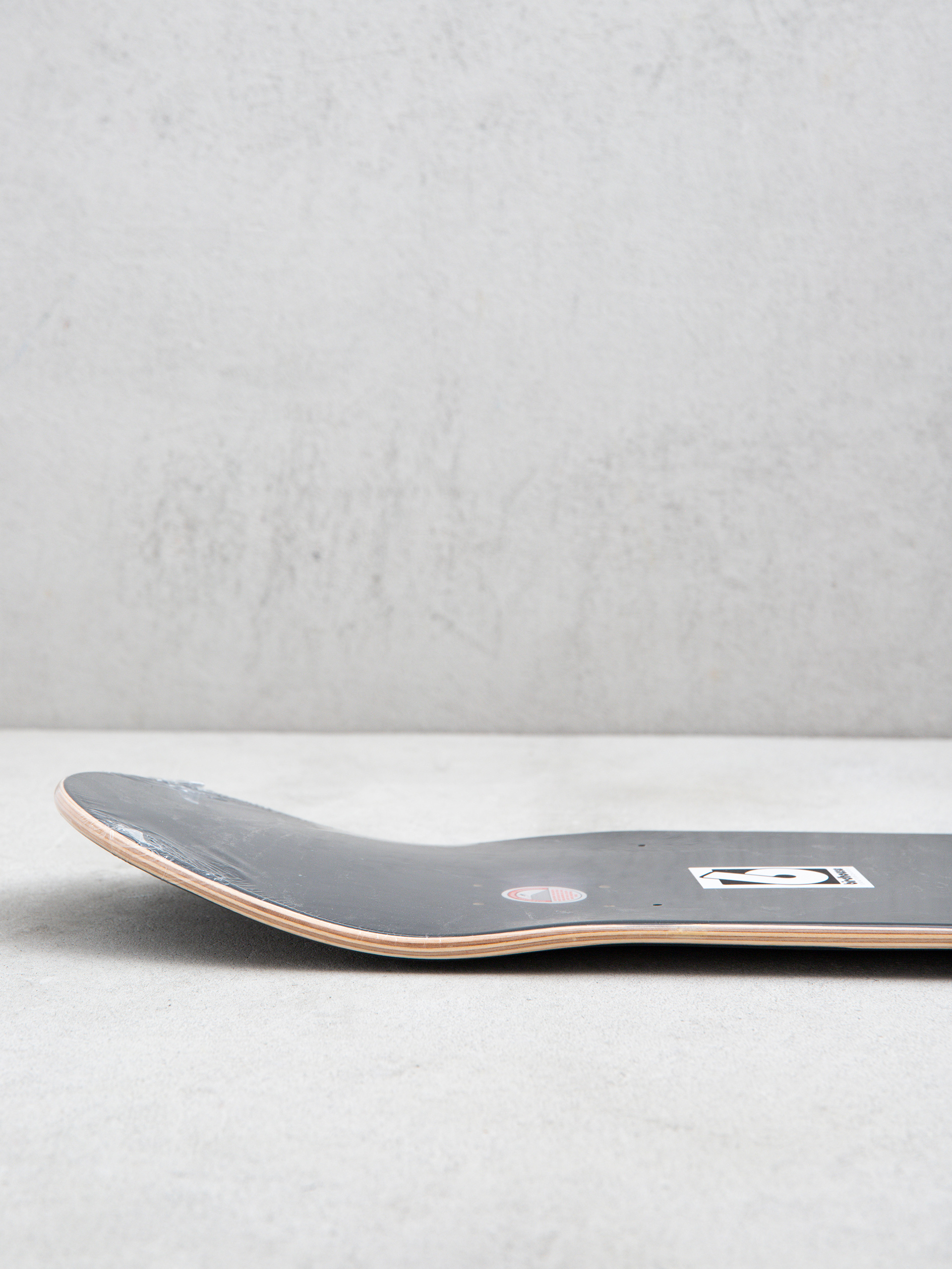 Birdhouse Team Logo Skateboard (black)