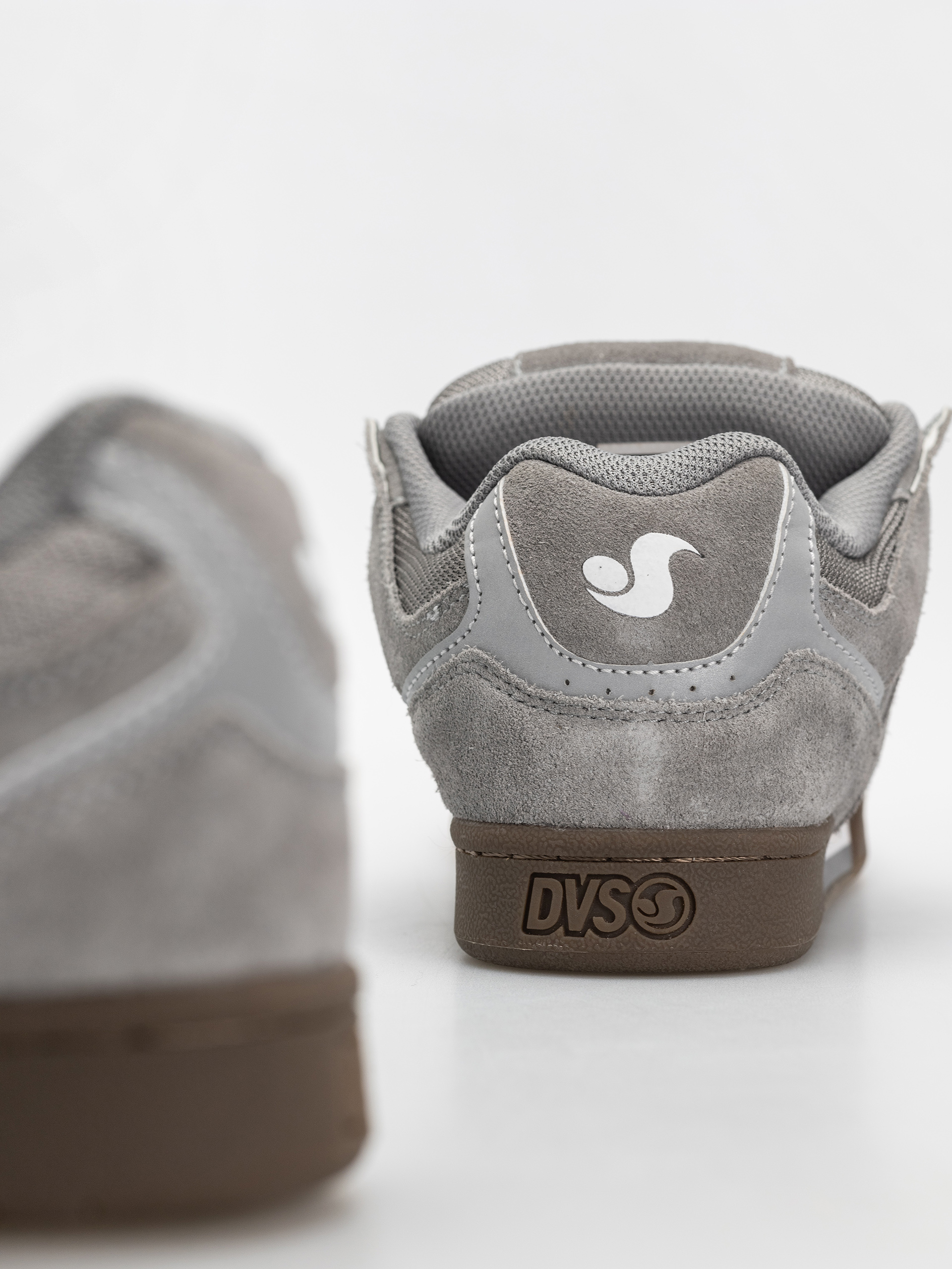 DVS Schuhe Celsius (charcoal/white/gum)
