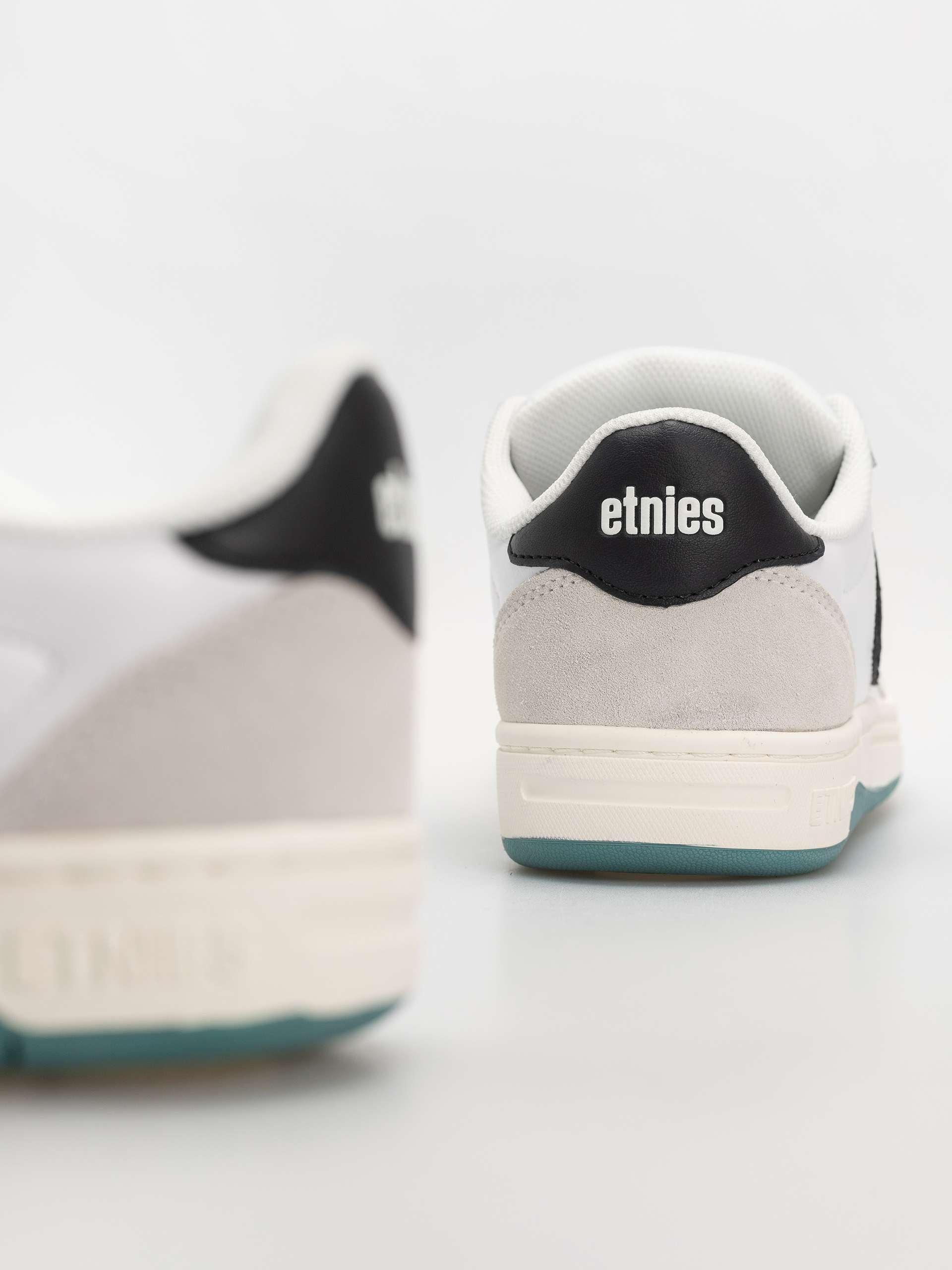 Etnies Shoes Locut (white/black/green)