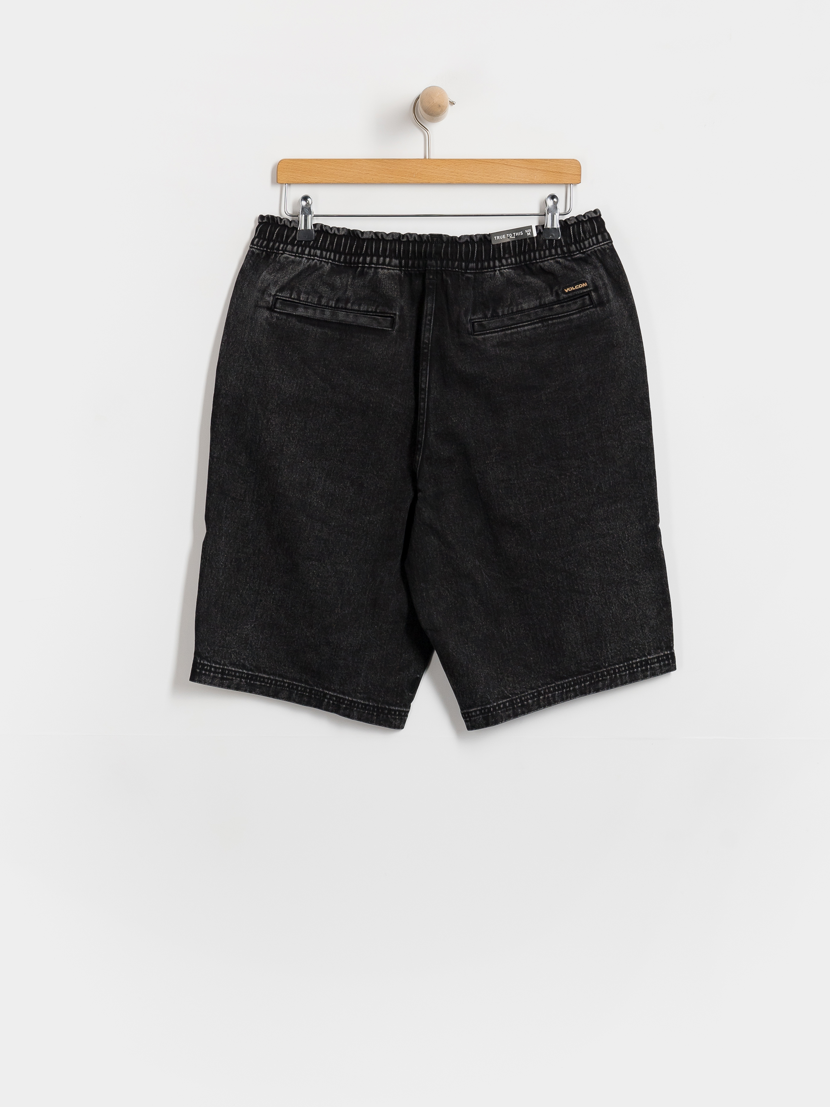 Volcom Freazy Ew 22 Shorts (blackity black)