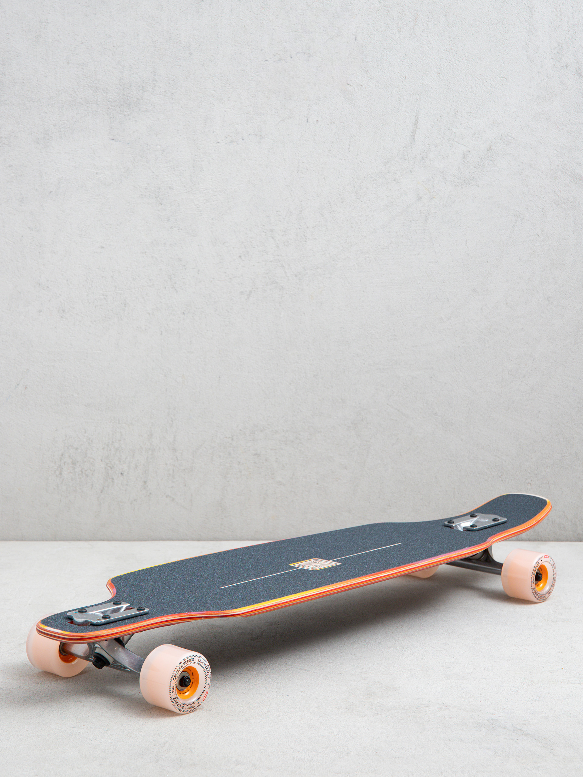 Globe Longboard Outlier (scorch)