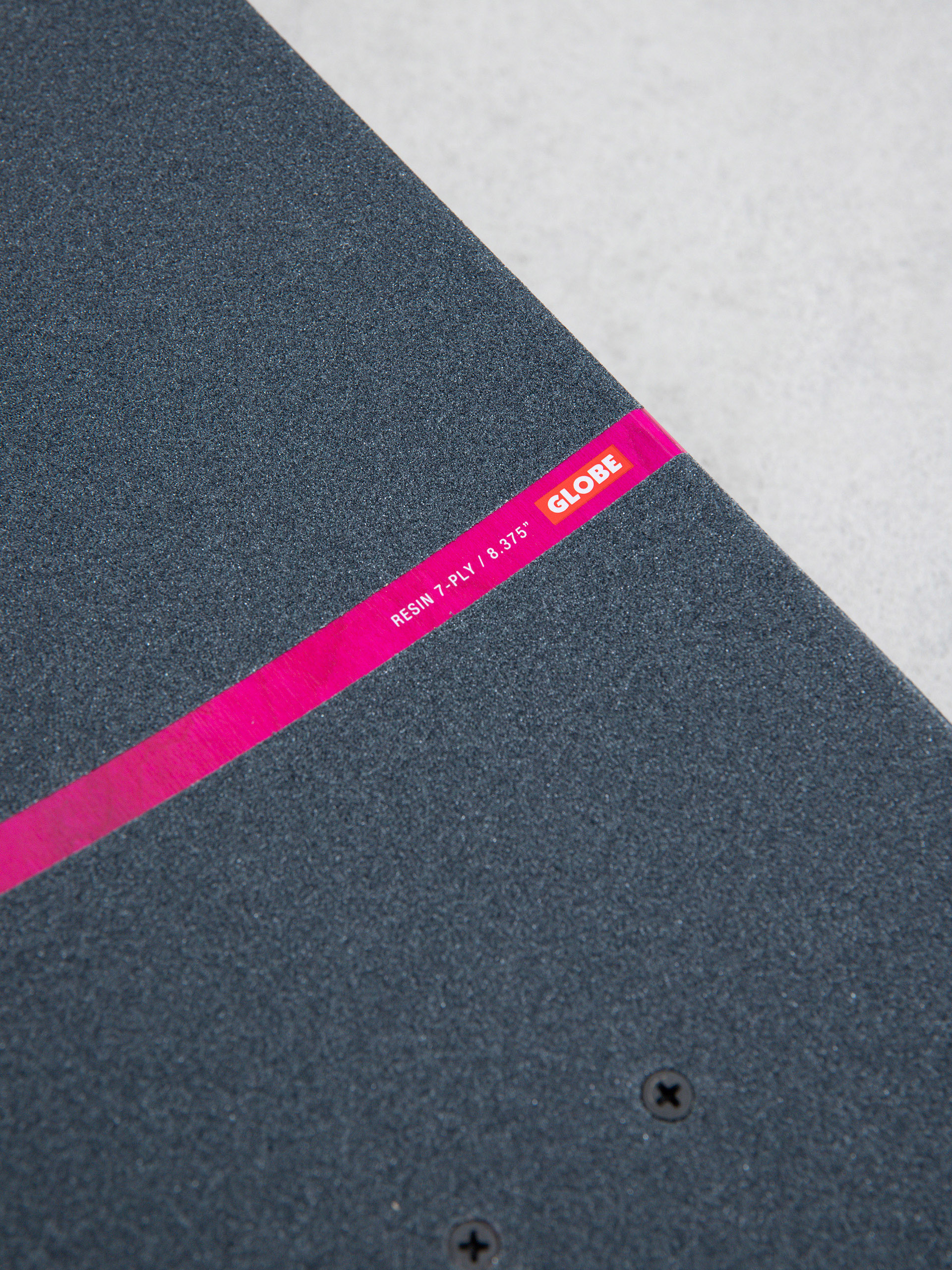 Globe Skateboard G1 Where To Next (black maple/recon)