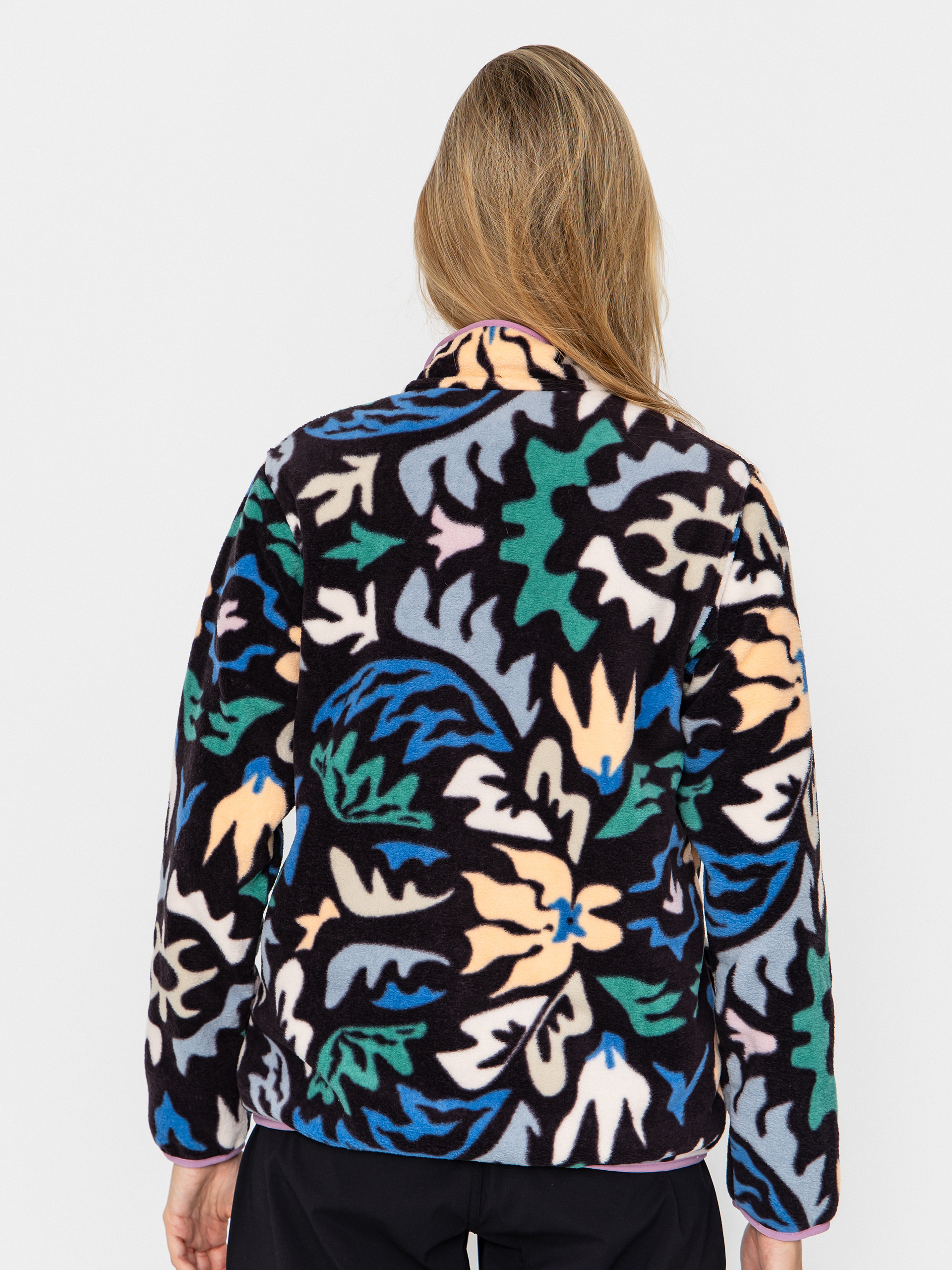 Womens Patagonia Lightweight Synchilla Snap T Fleece  (kaleido/black)