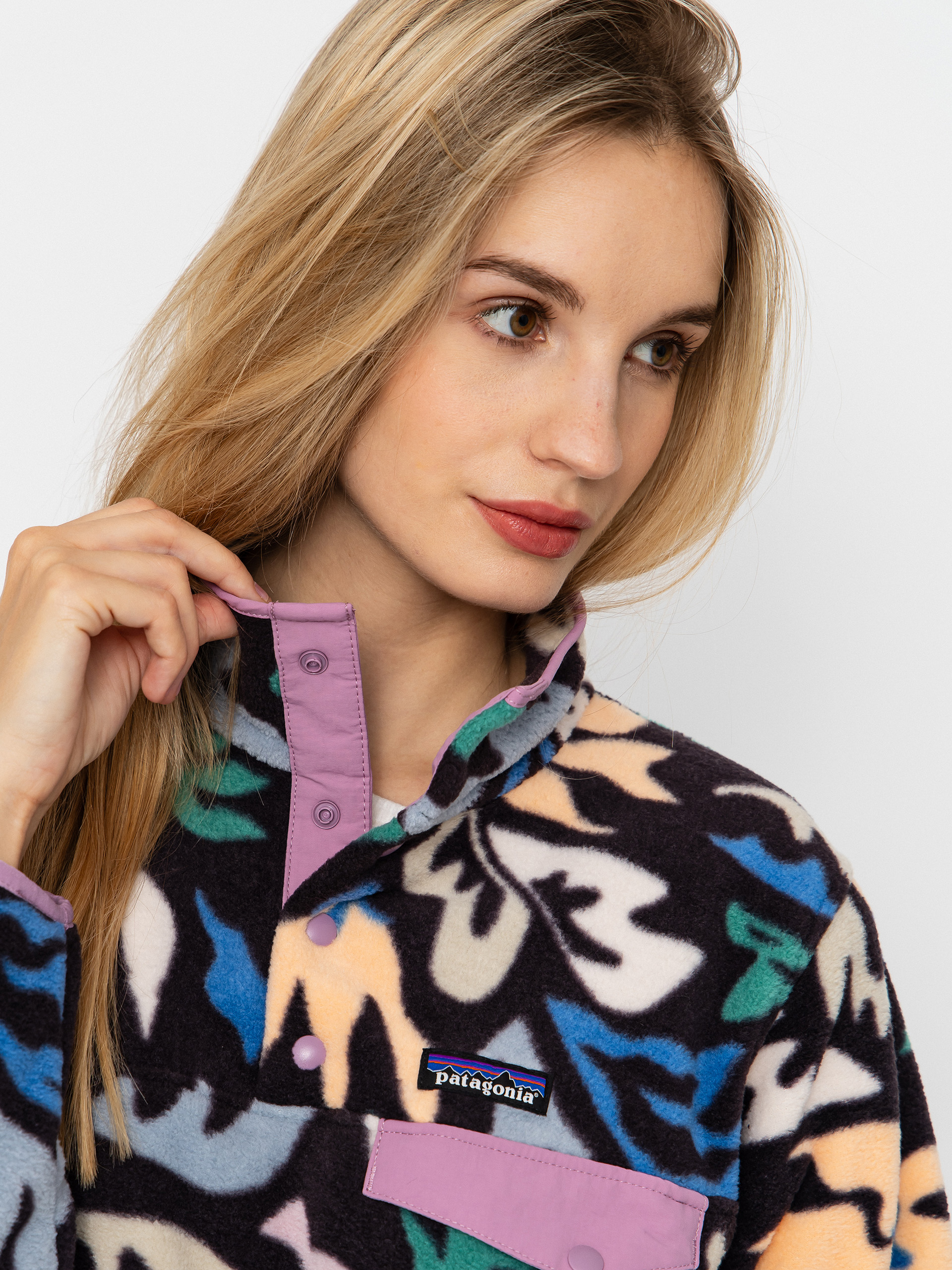 Damen Patagonia Lightweight Synchilla Snap T Fleece Jacke (kaleido/black)