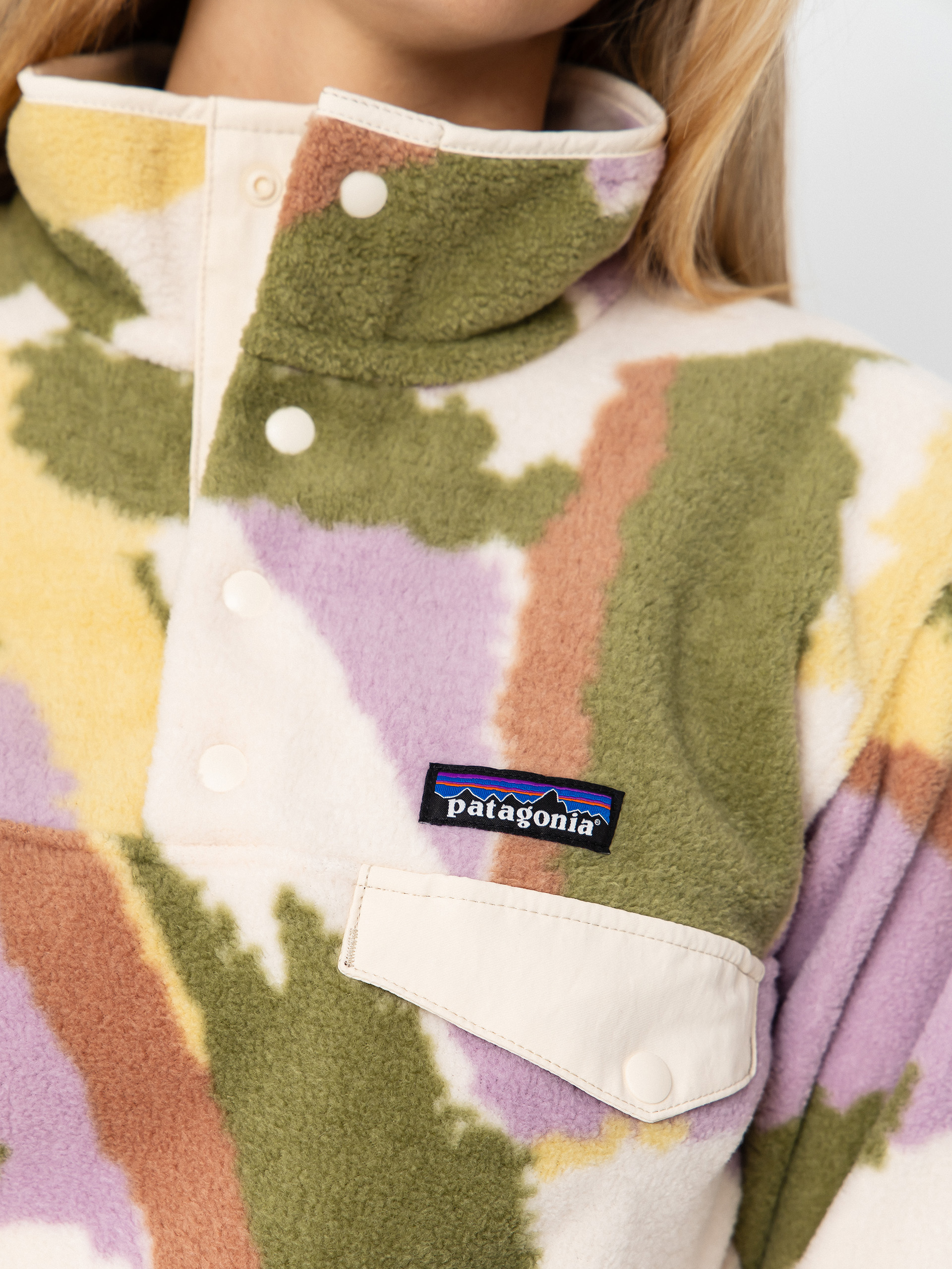 Womens Patagonia Lightweight Synchilla Snap T Fleece  (sunshine/natural)