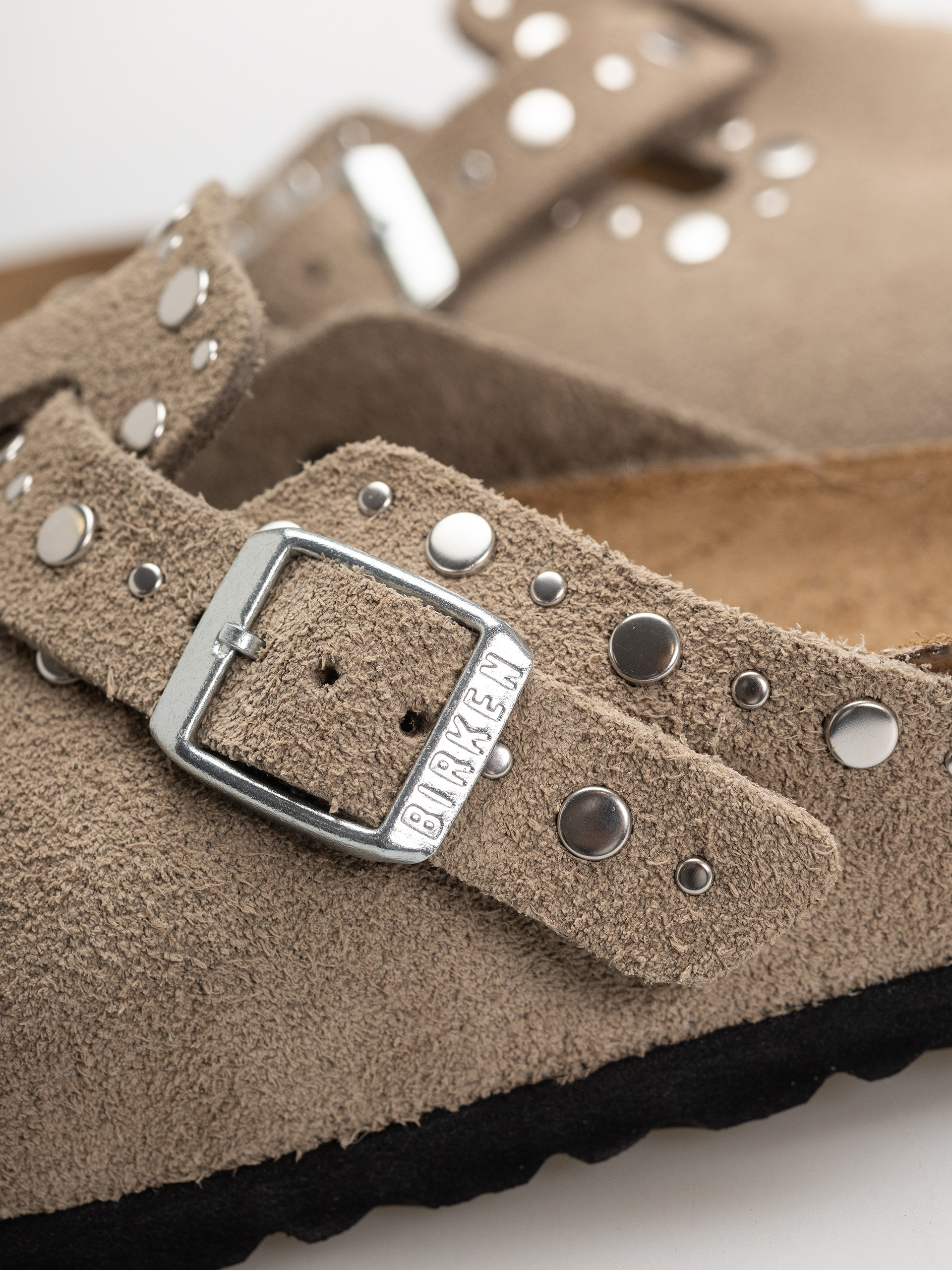 Birkenstock Flip Flops Boston Rivets Suede Leather Narrow Wmn (taupe)