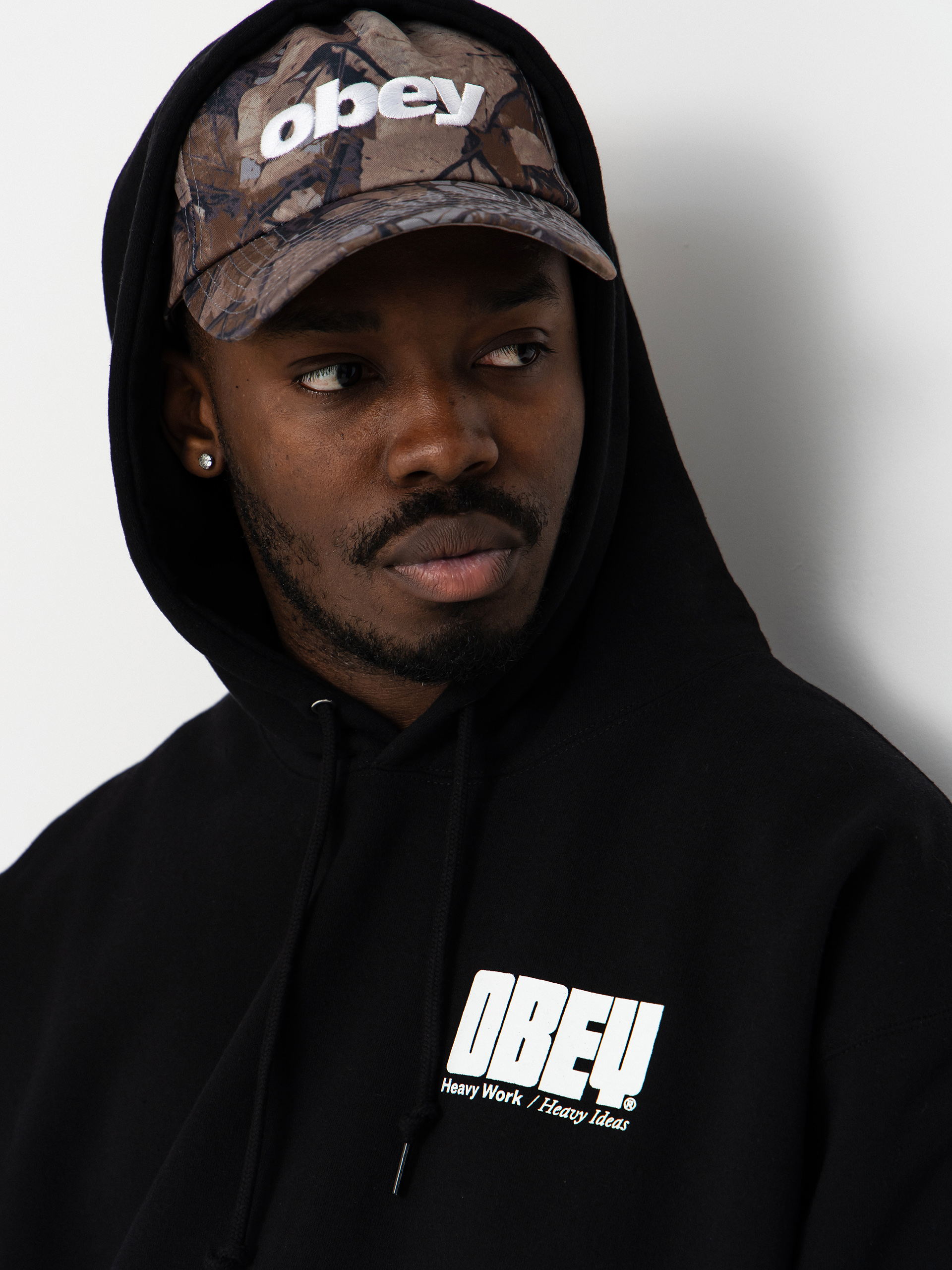 OBEY Heavy Ideas HD Hoodie (black)