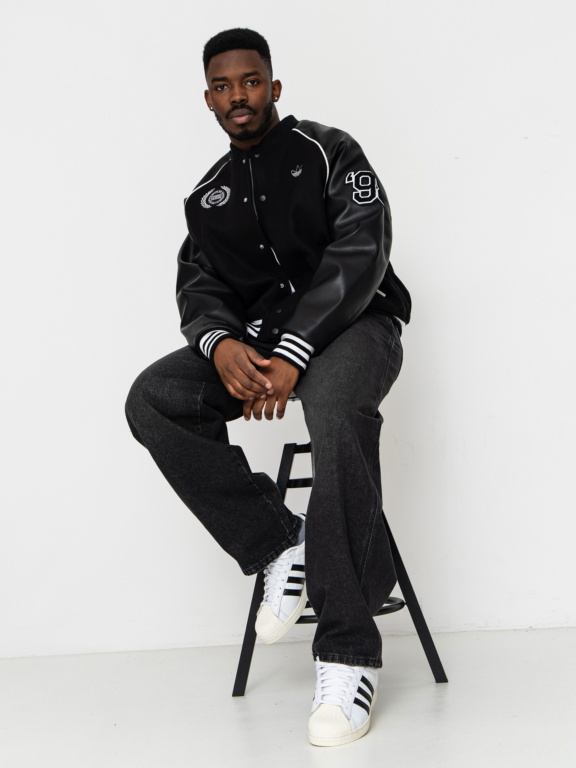 adidas Tyshawn Jacke (black/white)