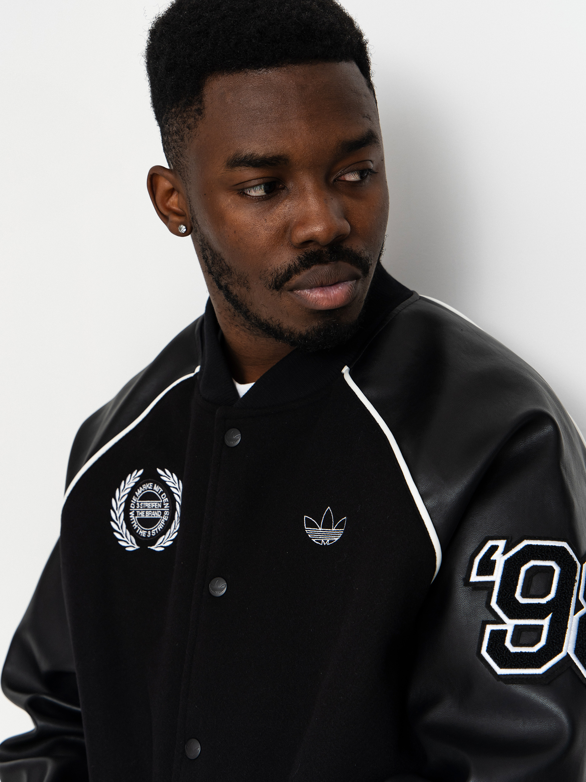adidas Tyshawn Jacke (black/white)