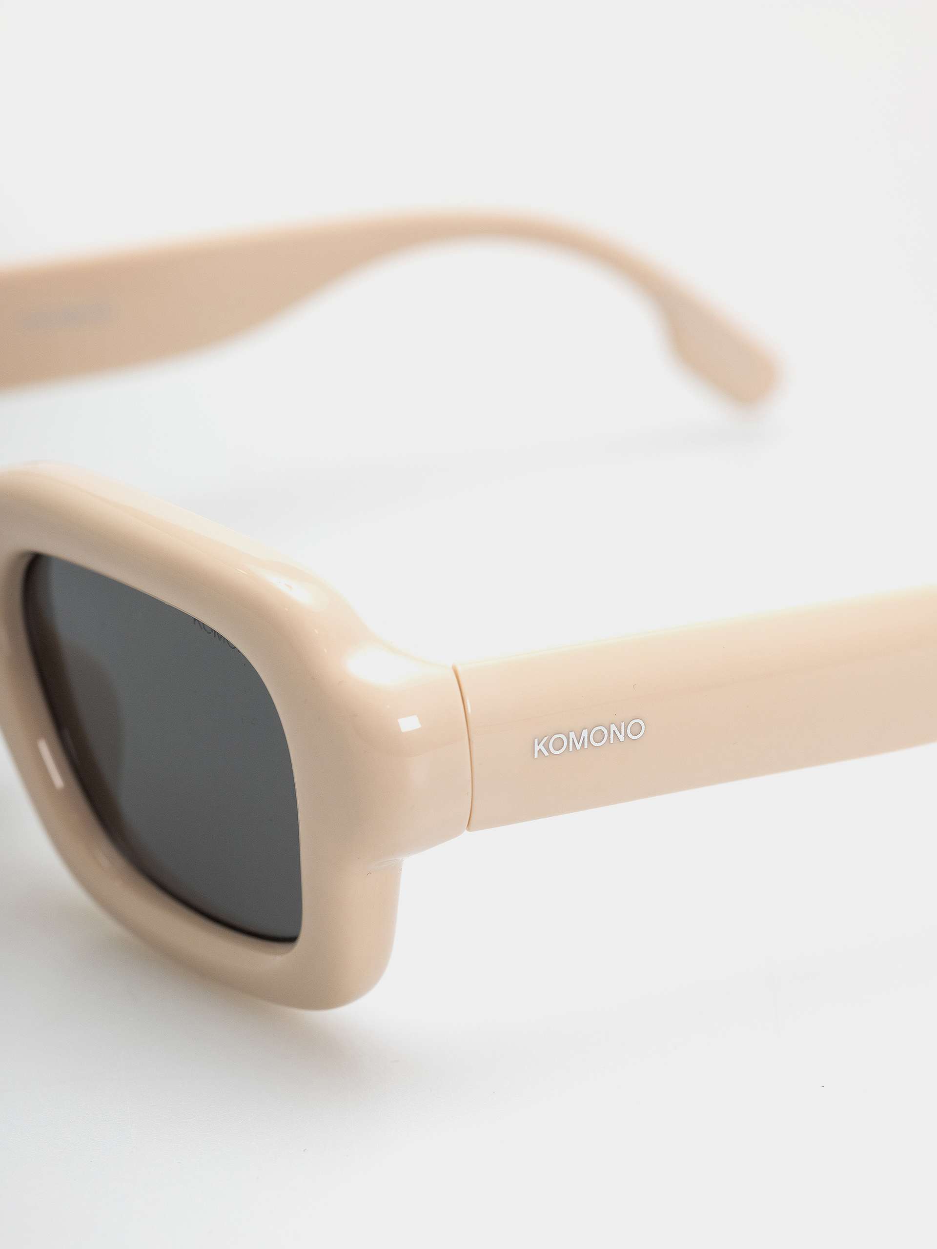 Komono Sunglasses Miles (almond)