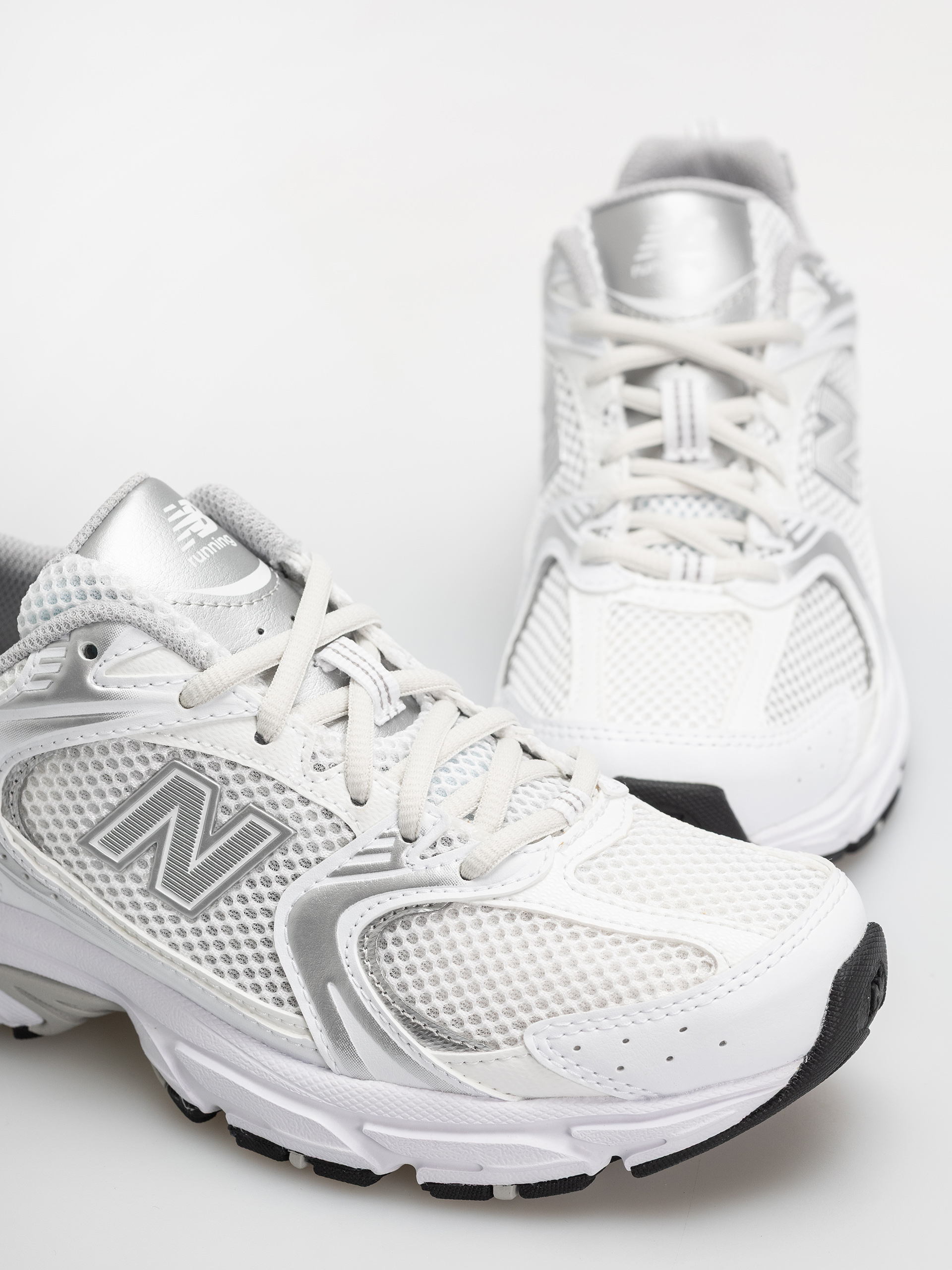 New Balance 530 Shoes (white)
