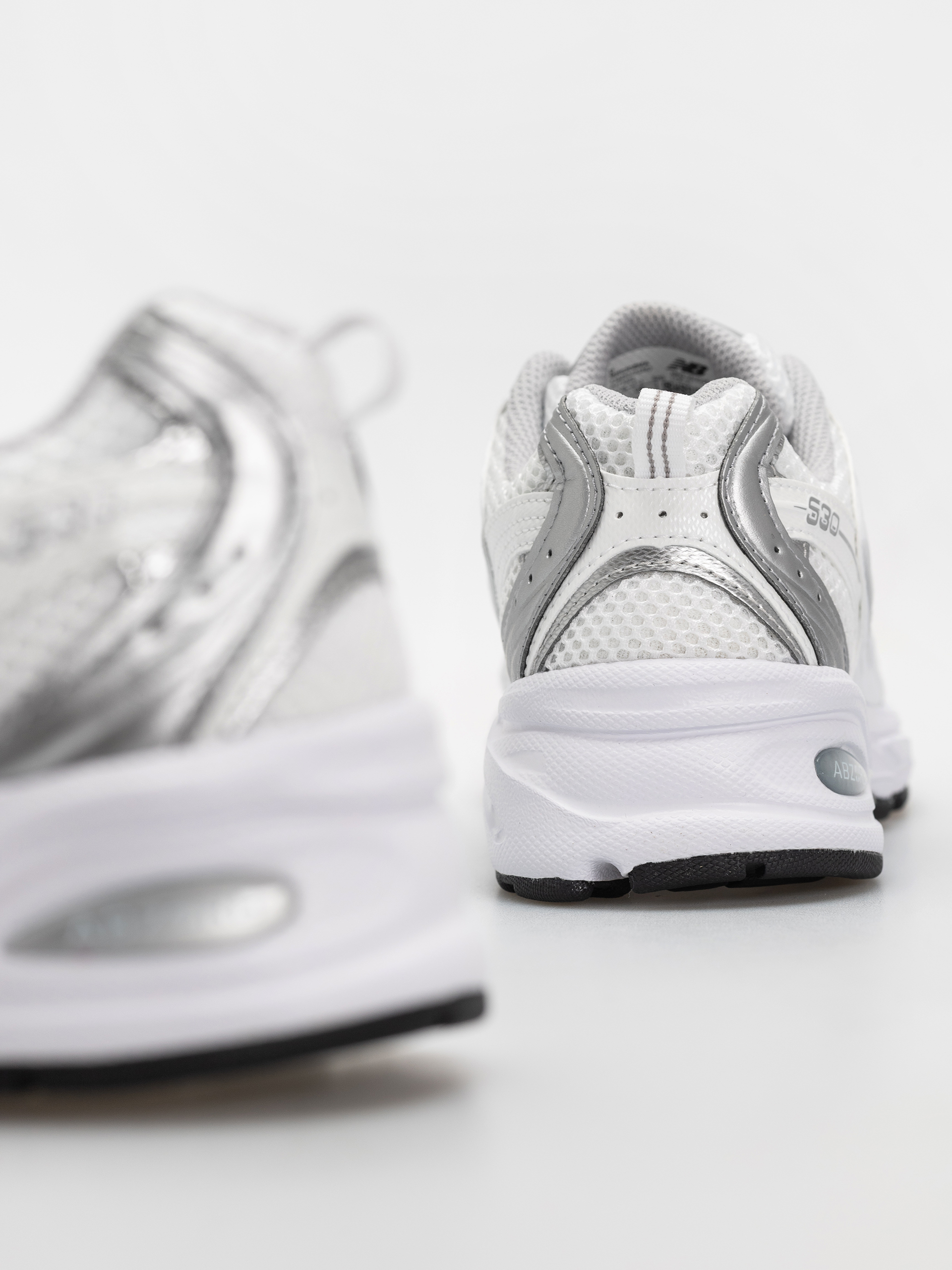 New Balance 530 Shoes (white)