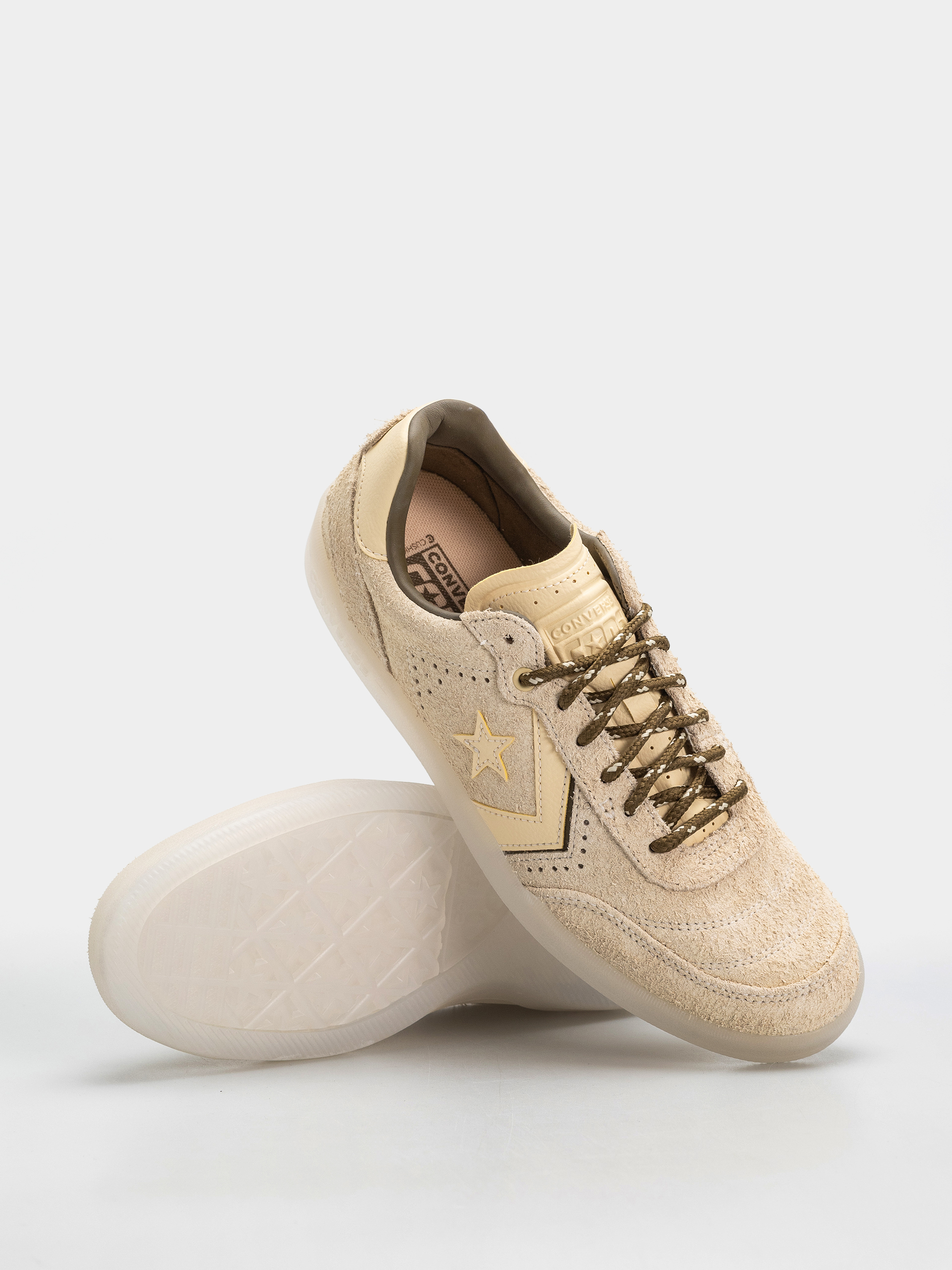 Converse Louie Lopez Pro 2  Ox Shoes (golden view)