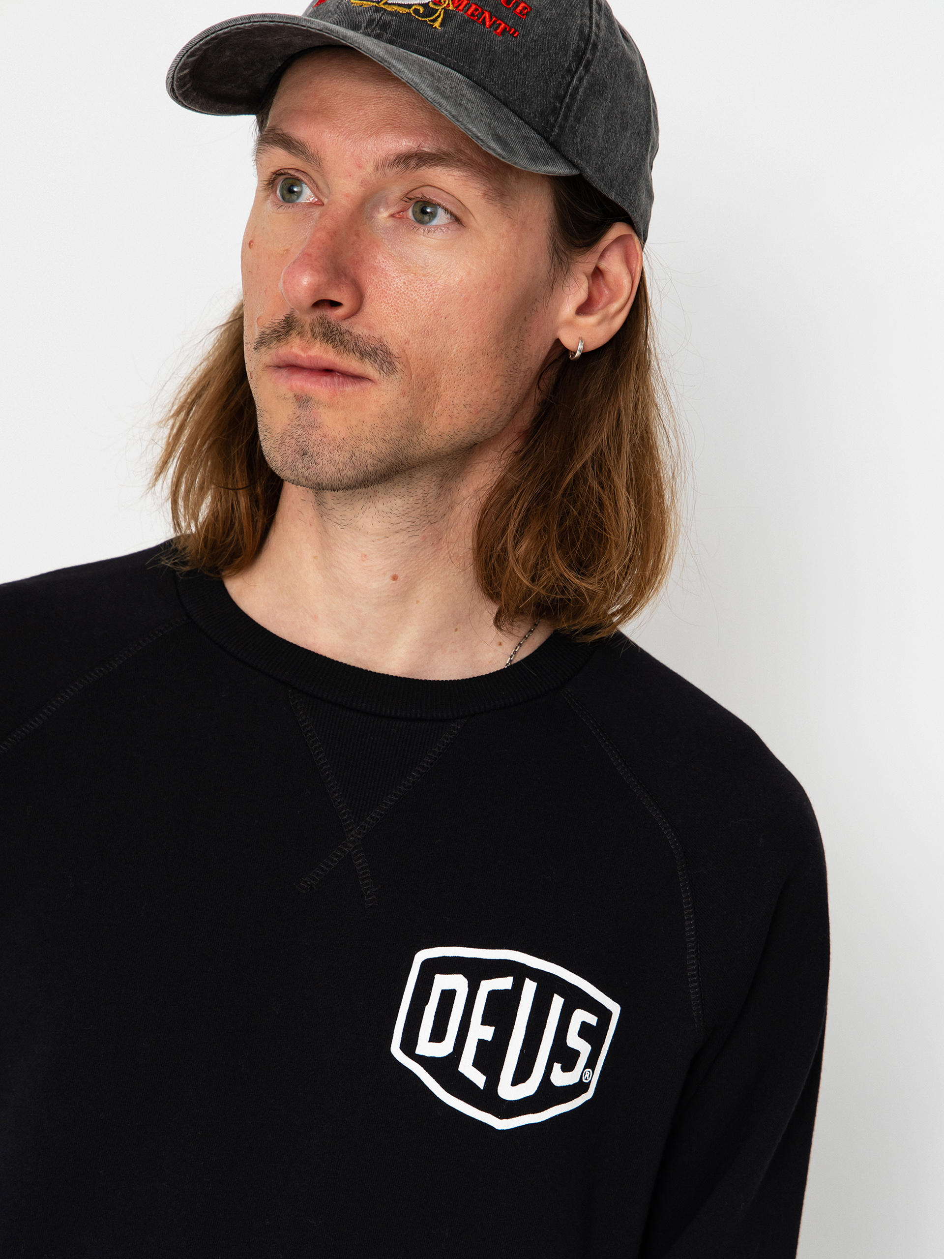 Deus Ex Machina Harajuku Address Crew Sweatshirt (black)