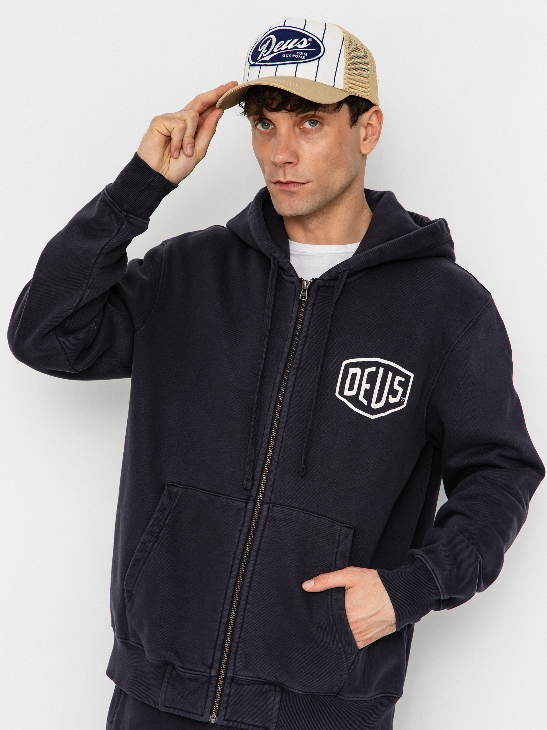 Deus Ex Machina Hoodie Shield Garment Dyed ZHD - black (black)