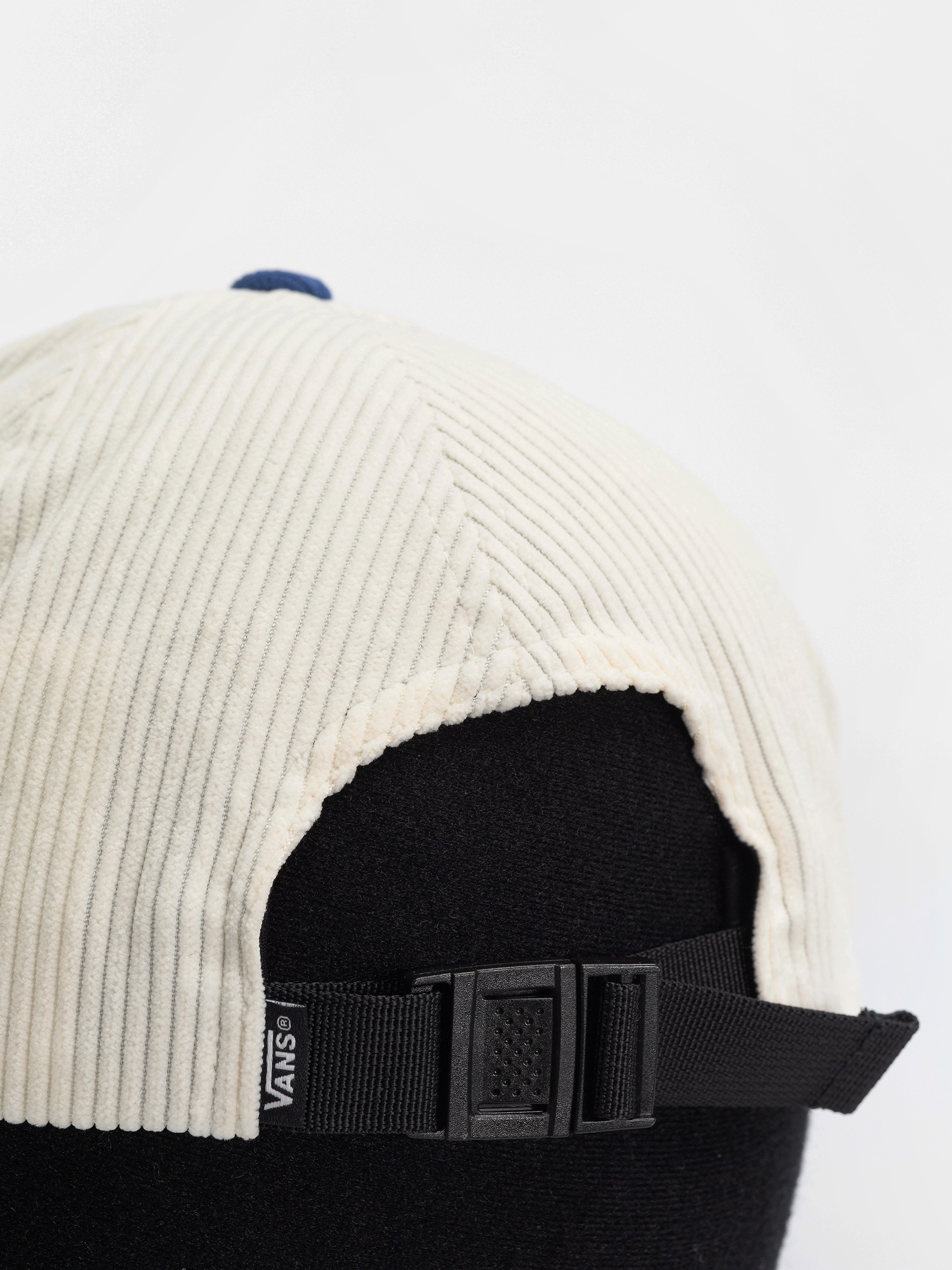 Vans Wavy Script Jockey Cap (trbl)