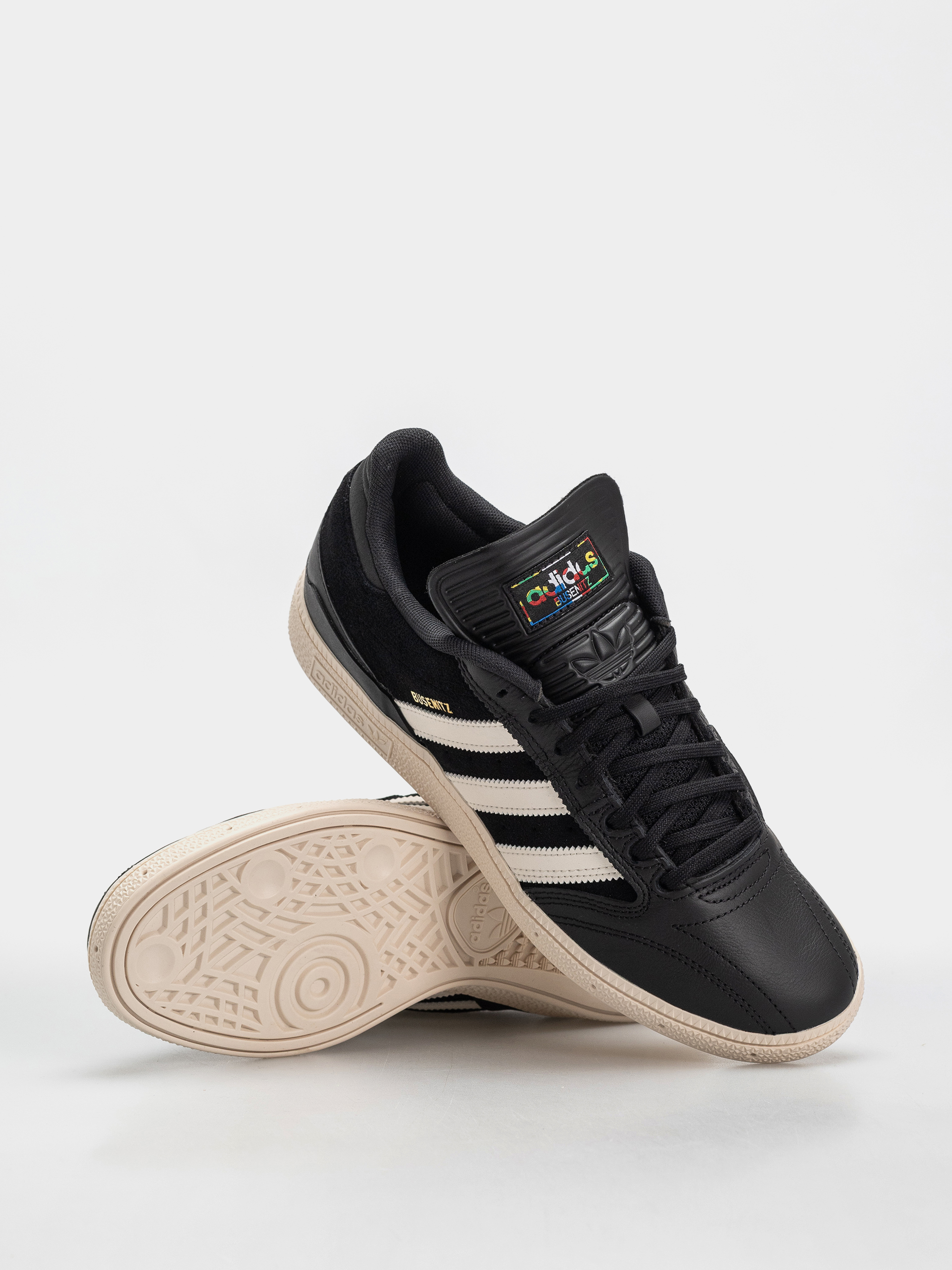 adidas Busenitz Schuhe (cblack/cwhite/goldmt)