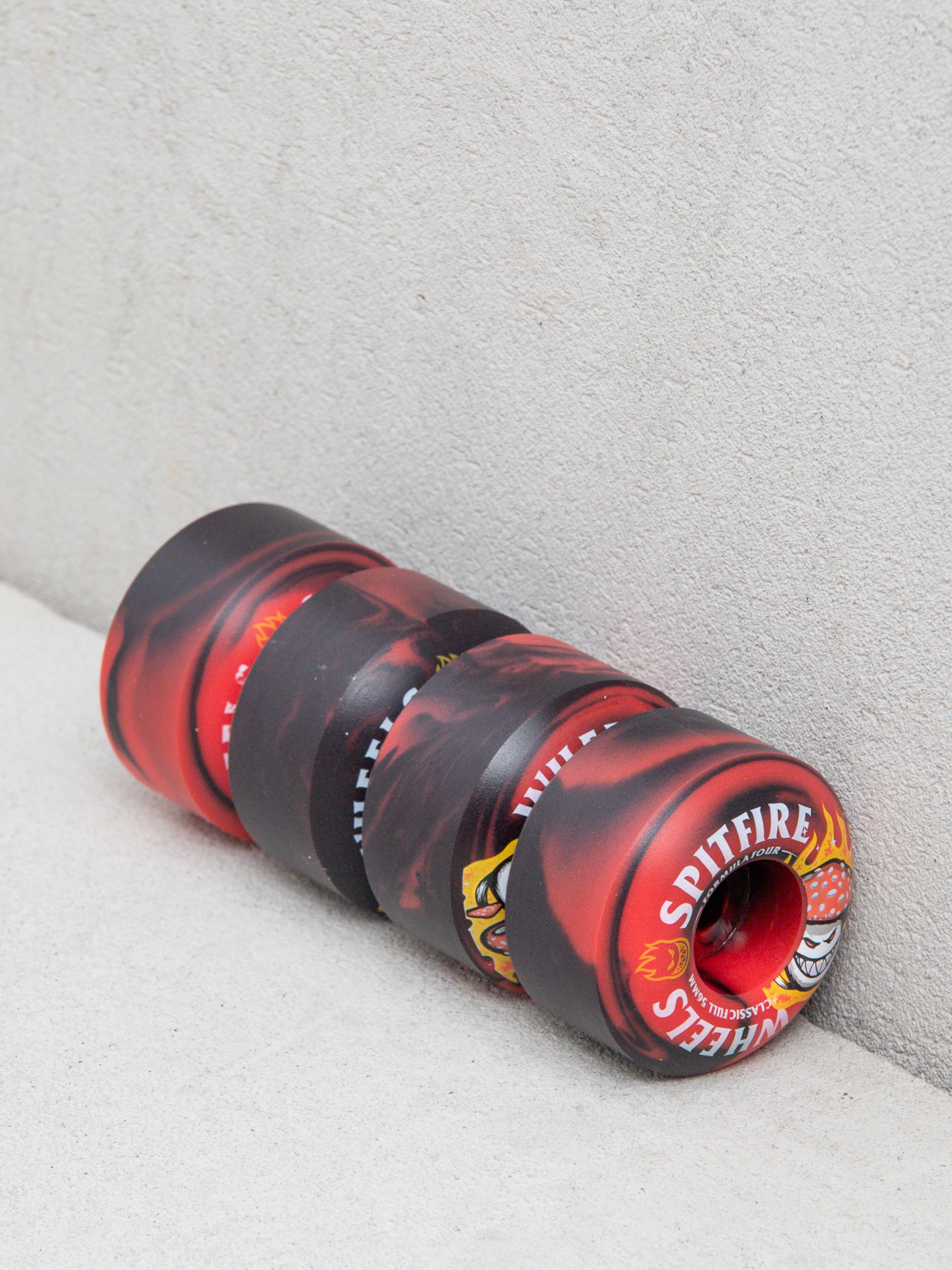 Spitfire F4 99D Shroom Bighead Classic Full Wheels (blk/red swirl)