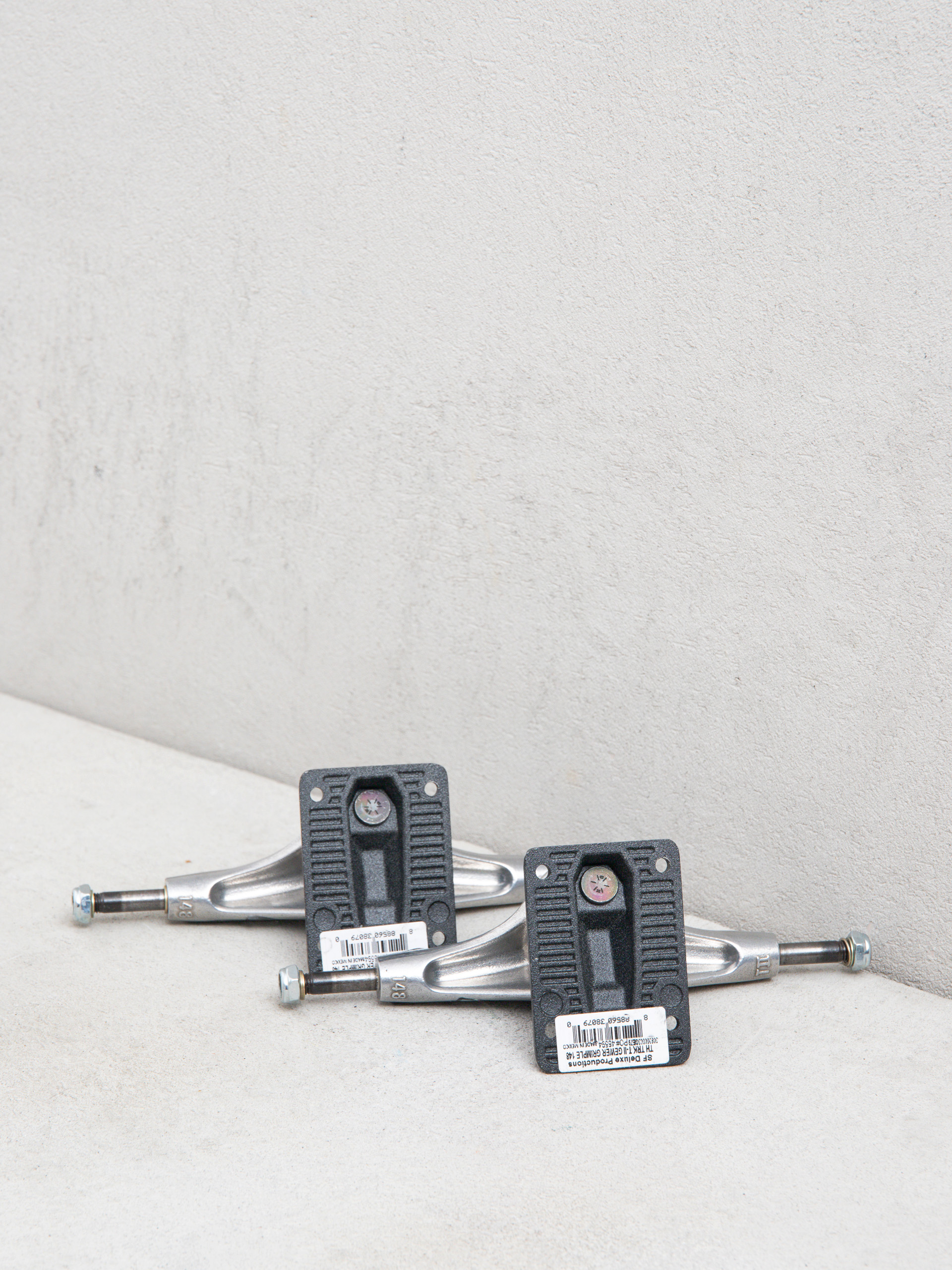 Thunder Gerwer Screaming Grimple Pro T II Trucks (polished/black)