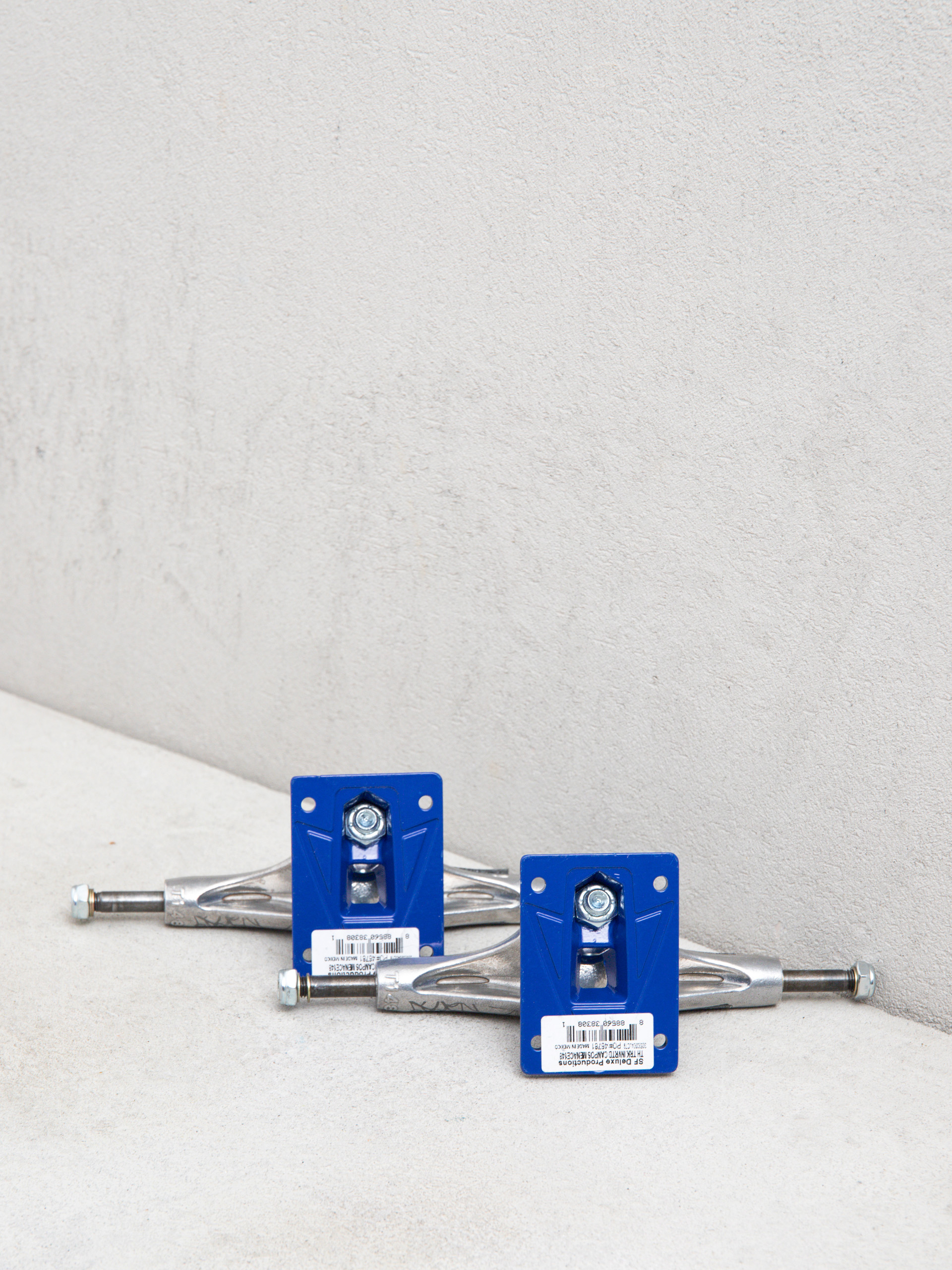 Thunder Joseph Campos Menace Inverted Editions Trucks (polished/blue)