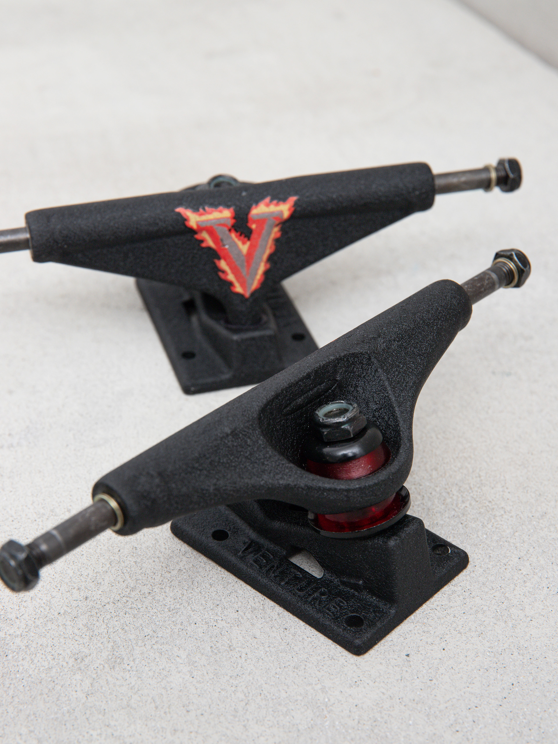 Venture Fvry Team Edition Trucks (black)