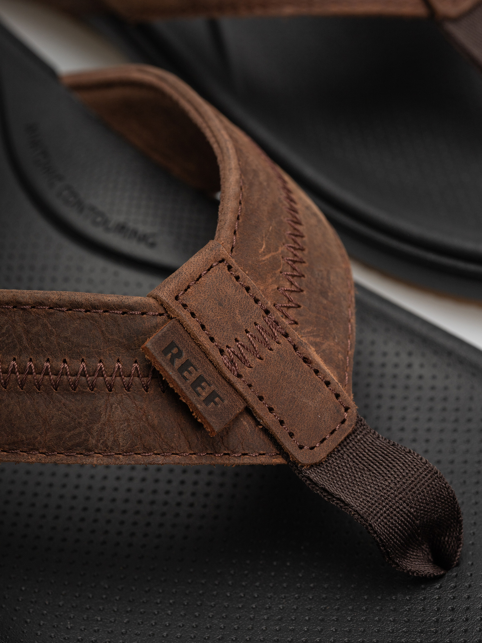 Reef Cushion Phantom 2.0 LE Flip-flops (brown/black)