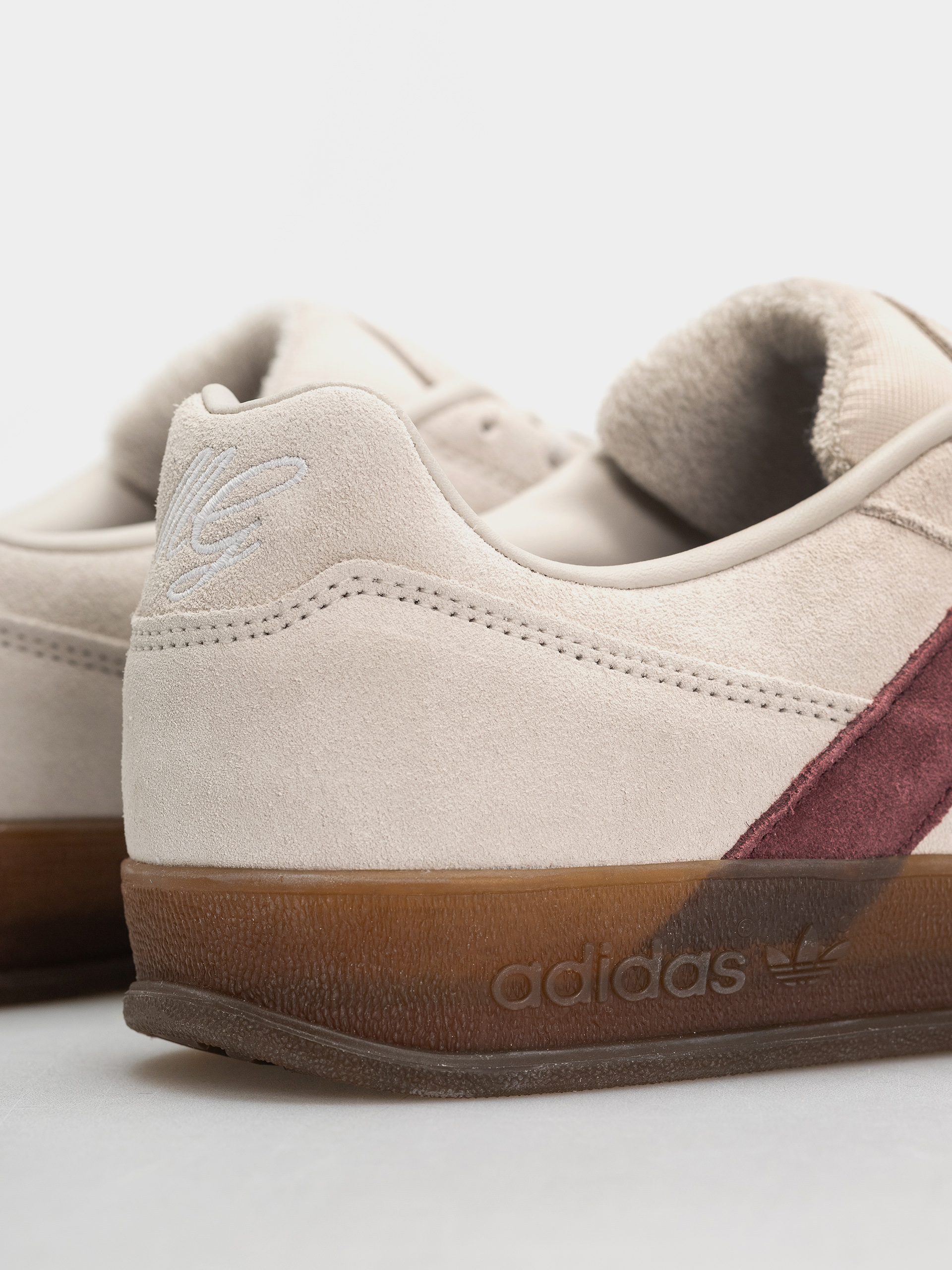 adidas Aloha Super Schuhe (alumin/shared/gum5)