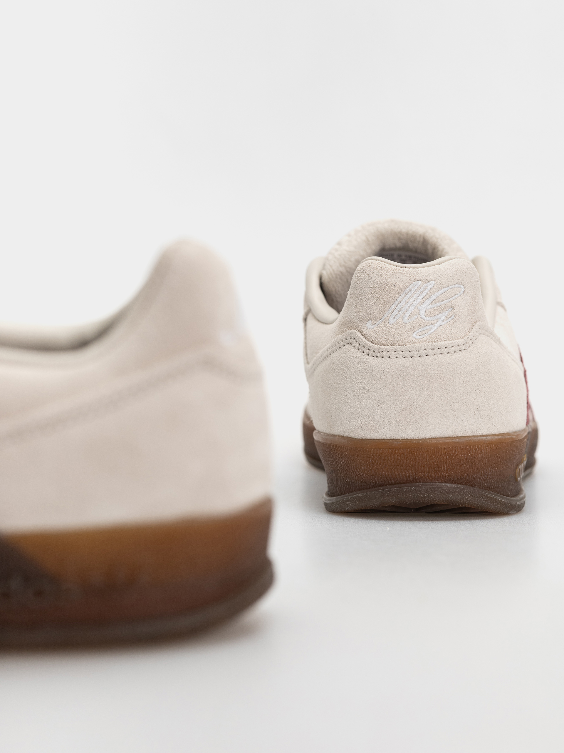 adidas Aloha Super Shoes (alumin/shared/gum5)