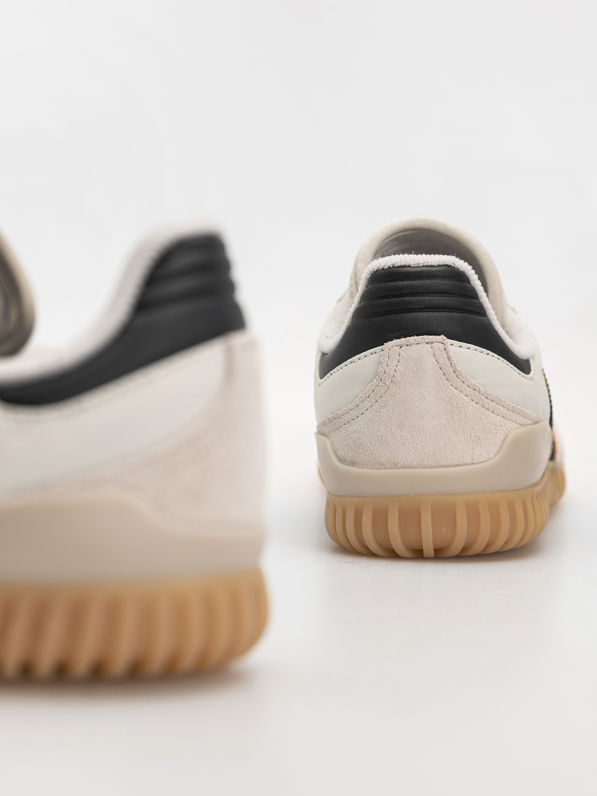 adidas Busenitz Indoor Super Shoes (cbrown/cblack/owhite)