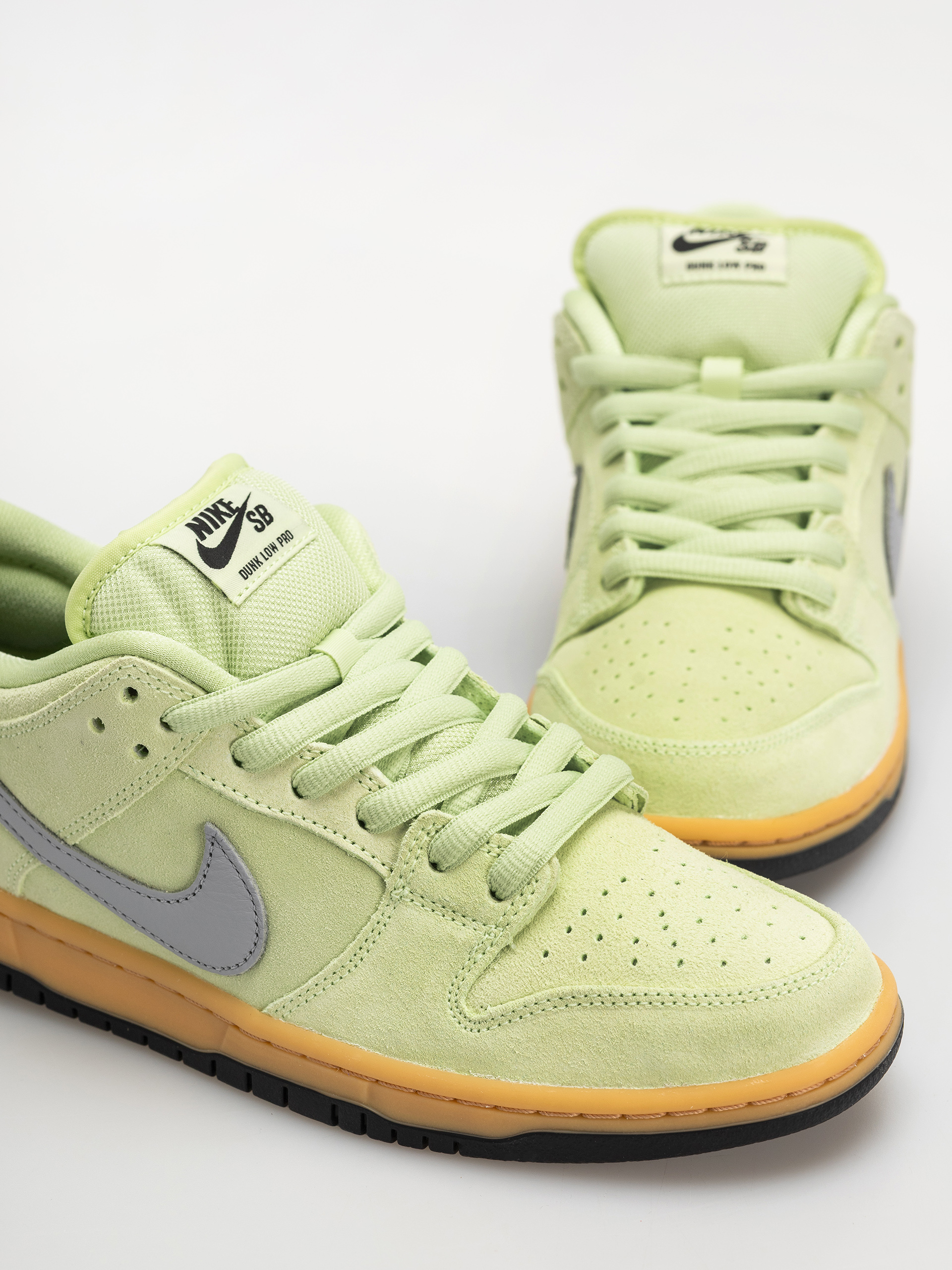 Nike SB Dunk Low Pro Prm Schuhe (lt liquid lime/wolf grey black)
