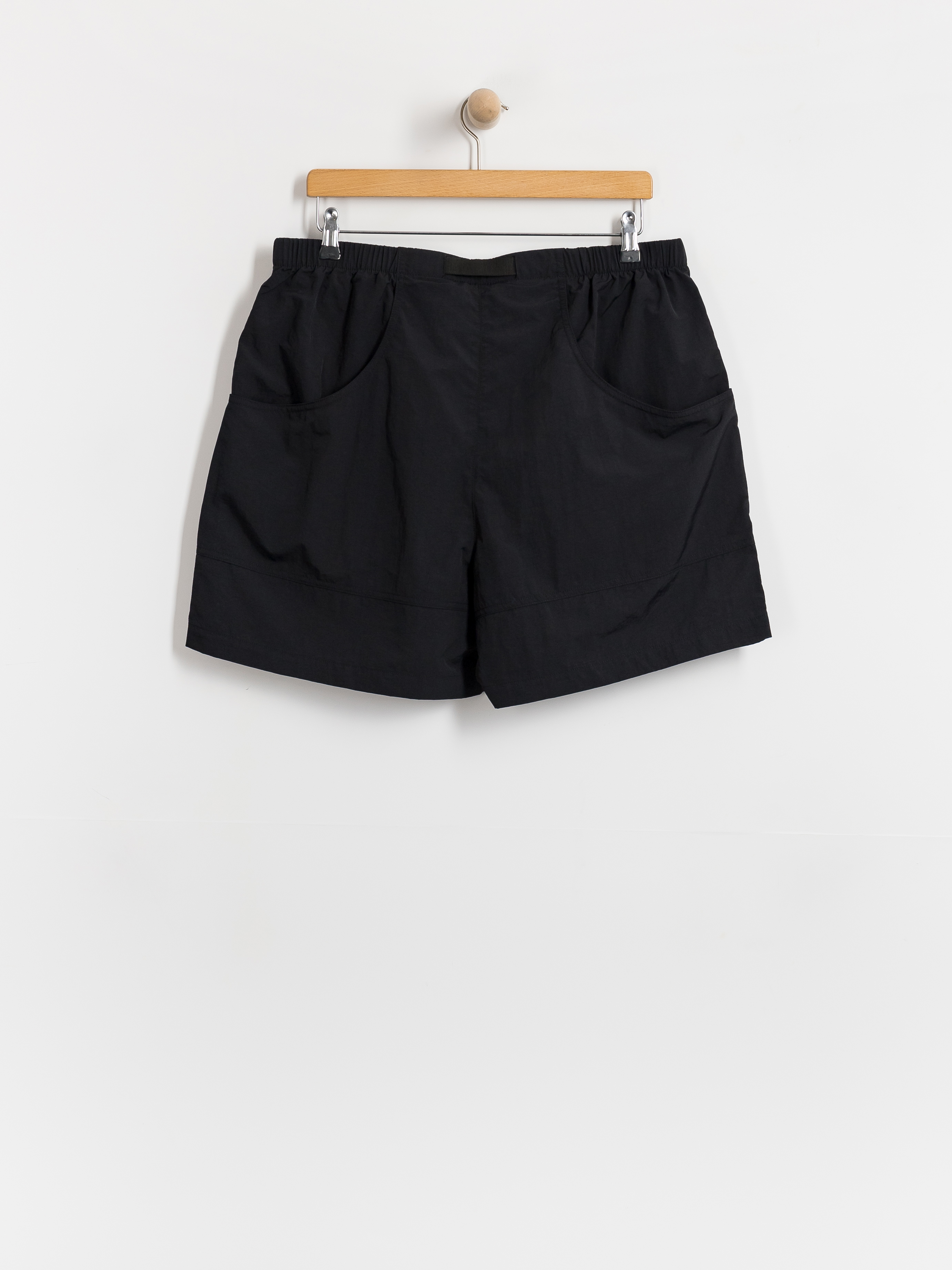 The North Face Tnf Red Box Nylon Belted Shorts (tnf black)