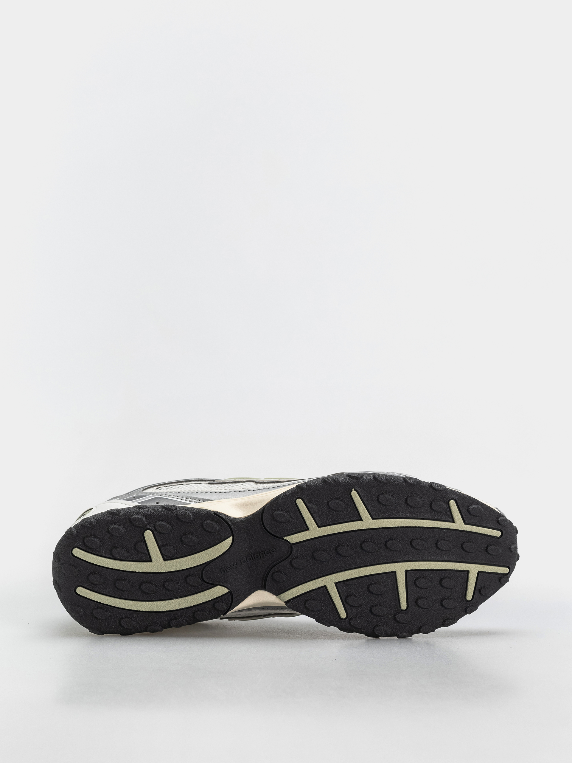New Balance 204 Schuhe (silver metallic/garter snake swb)
