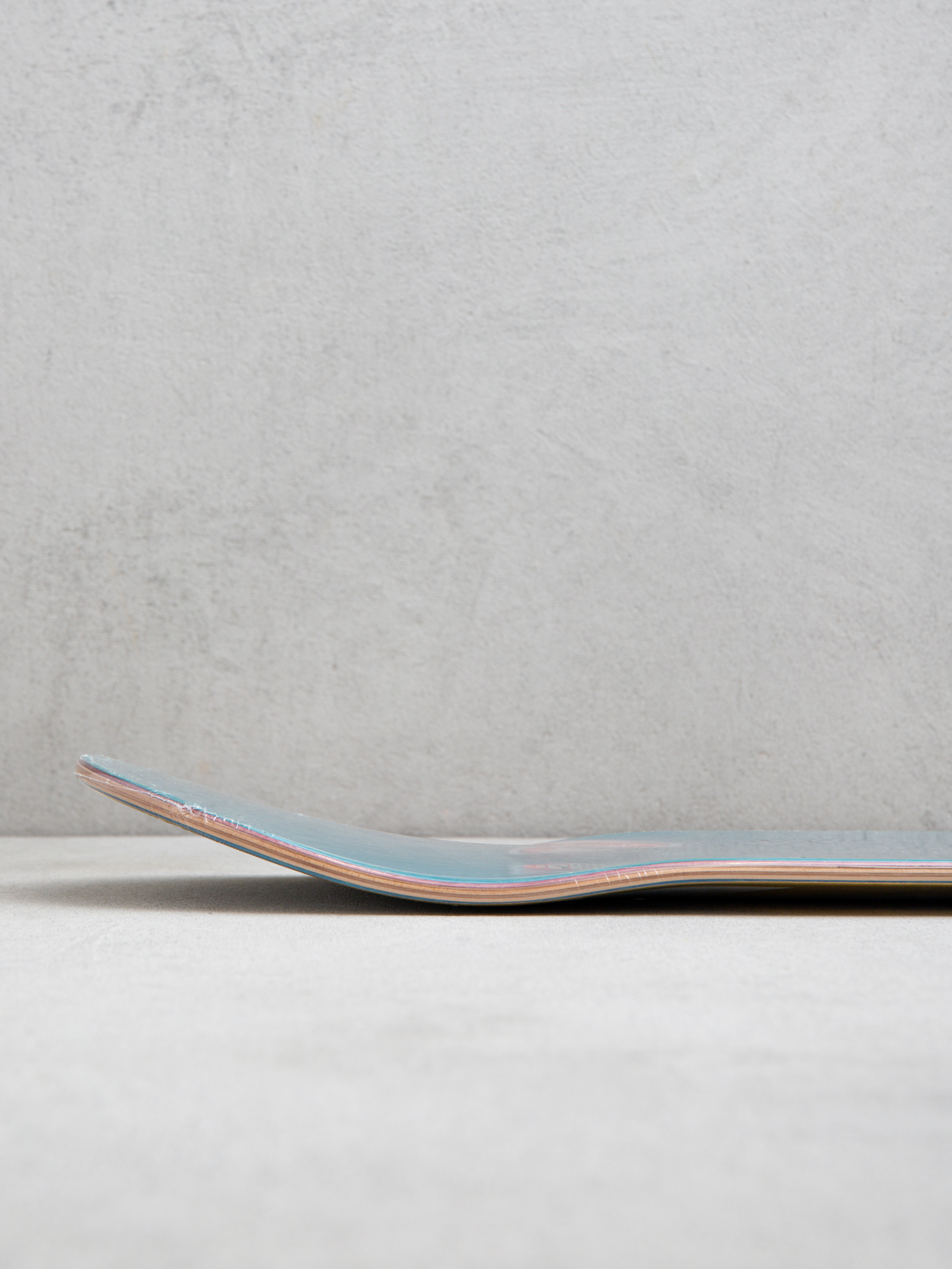 Real Deck Ishod Peace Ltd Foil (gold)