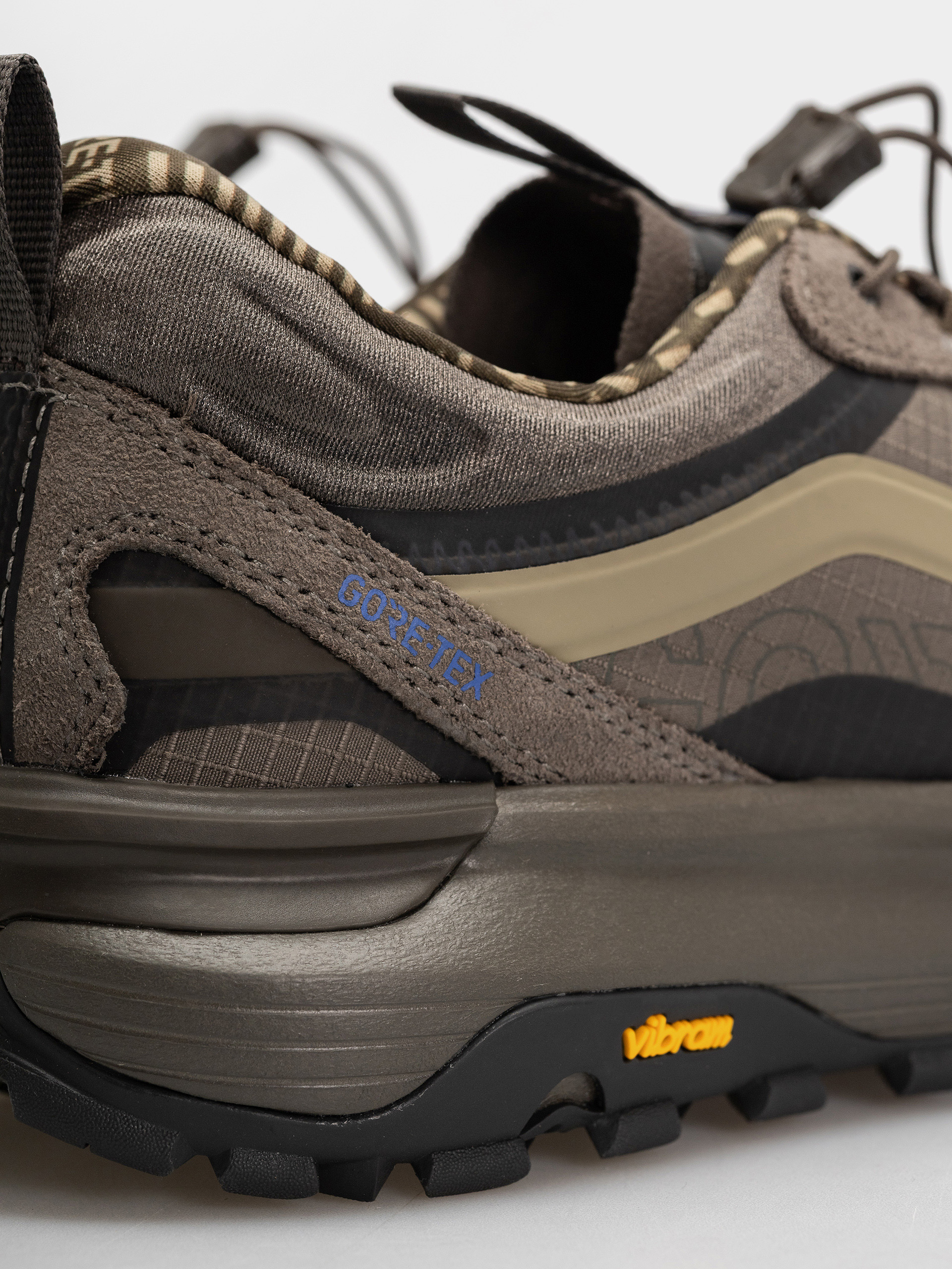 Vans Crosspath Xc Gore Tex winter shoes (bungee cord/coa)