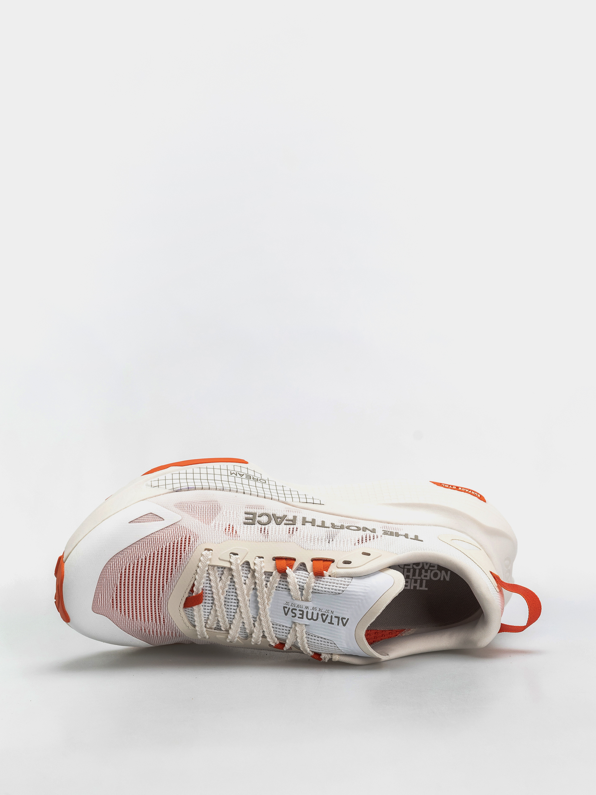 The North Face Altamesa 500 V2 Shoes (tnf white/lava)