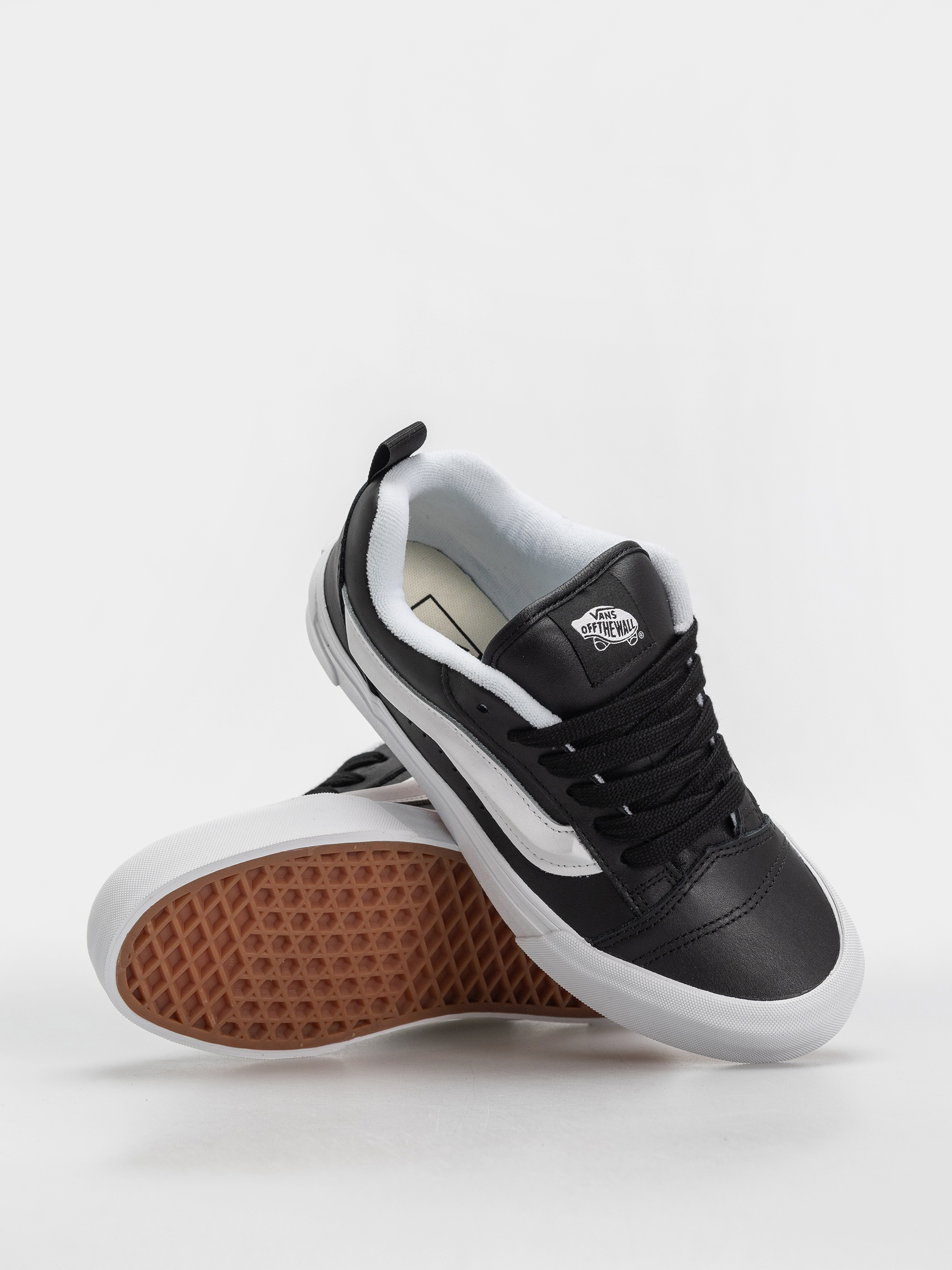 Vans Knu Skool Schuhe (black/true whit)