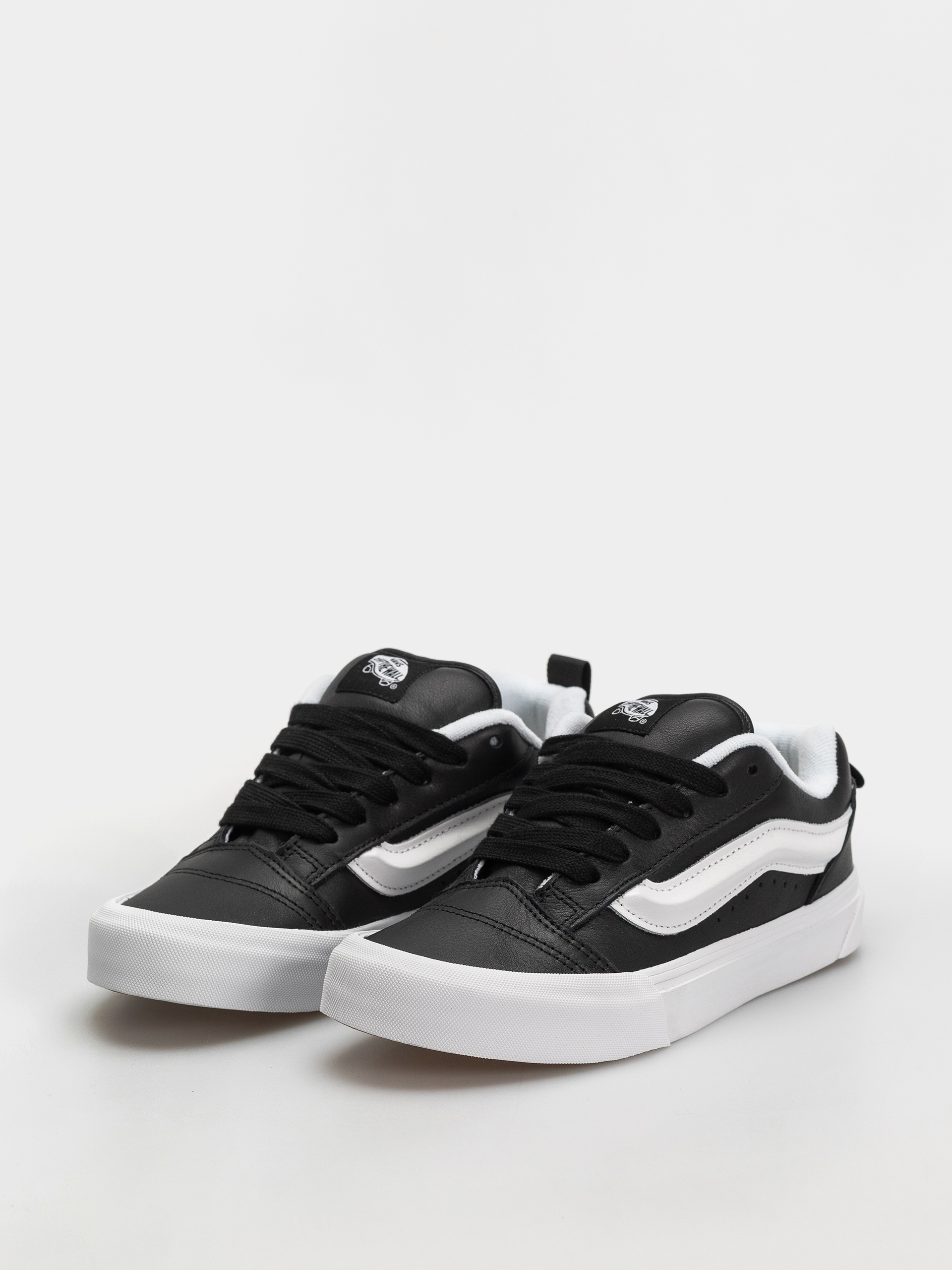 Vans Knu Skool Shoes (black/true whit)