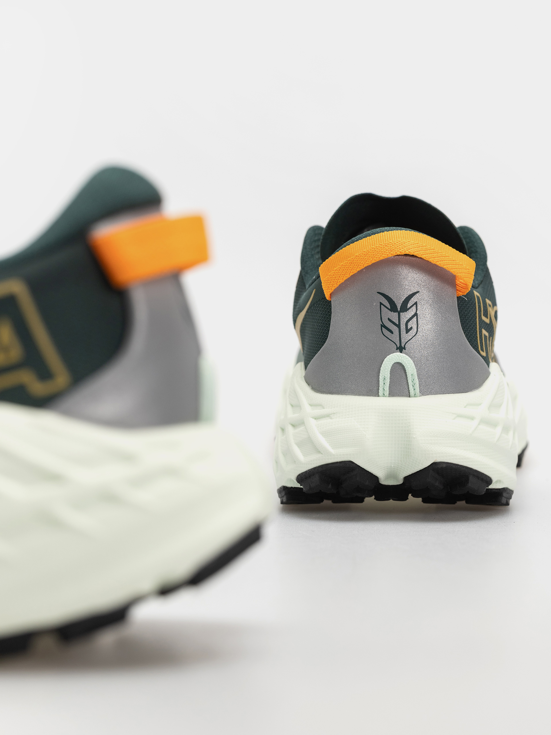 Hoka Speedgoat 7 Schuhe (bay leaf/sea glass)