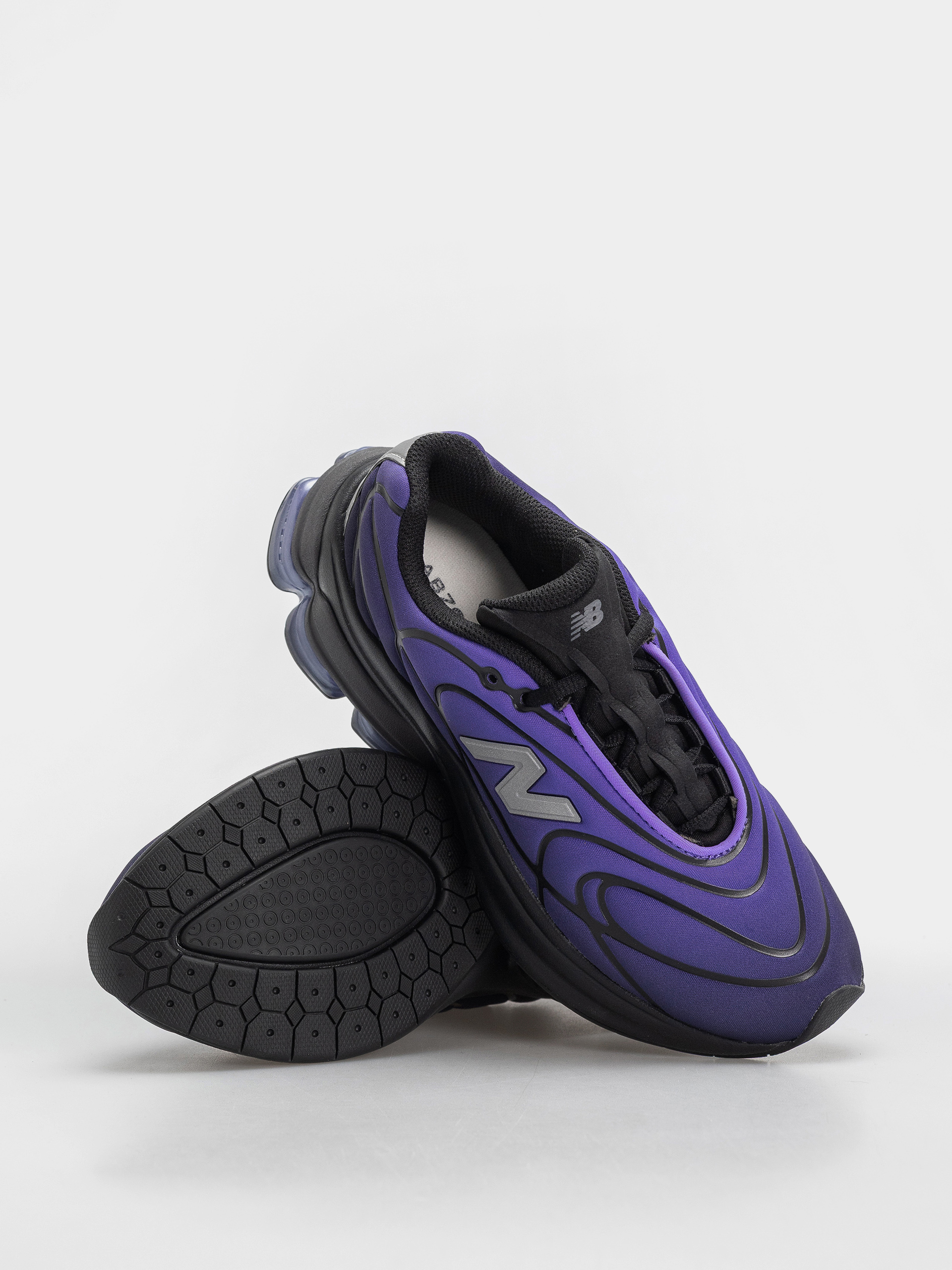 New Balance 5030 Schuhe (black/electric indigo)
