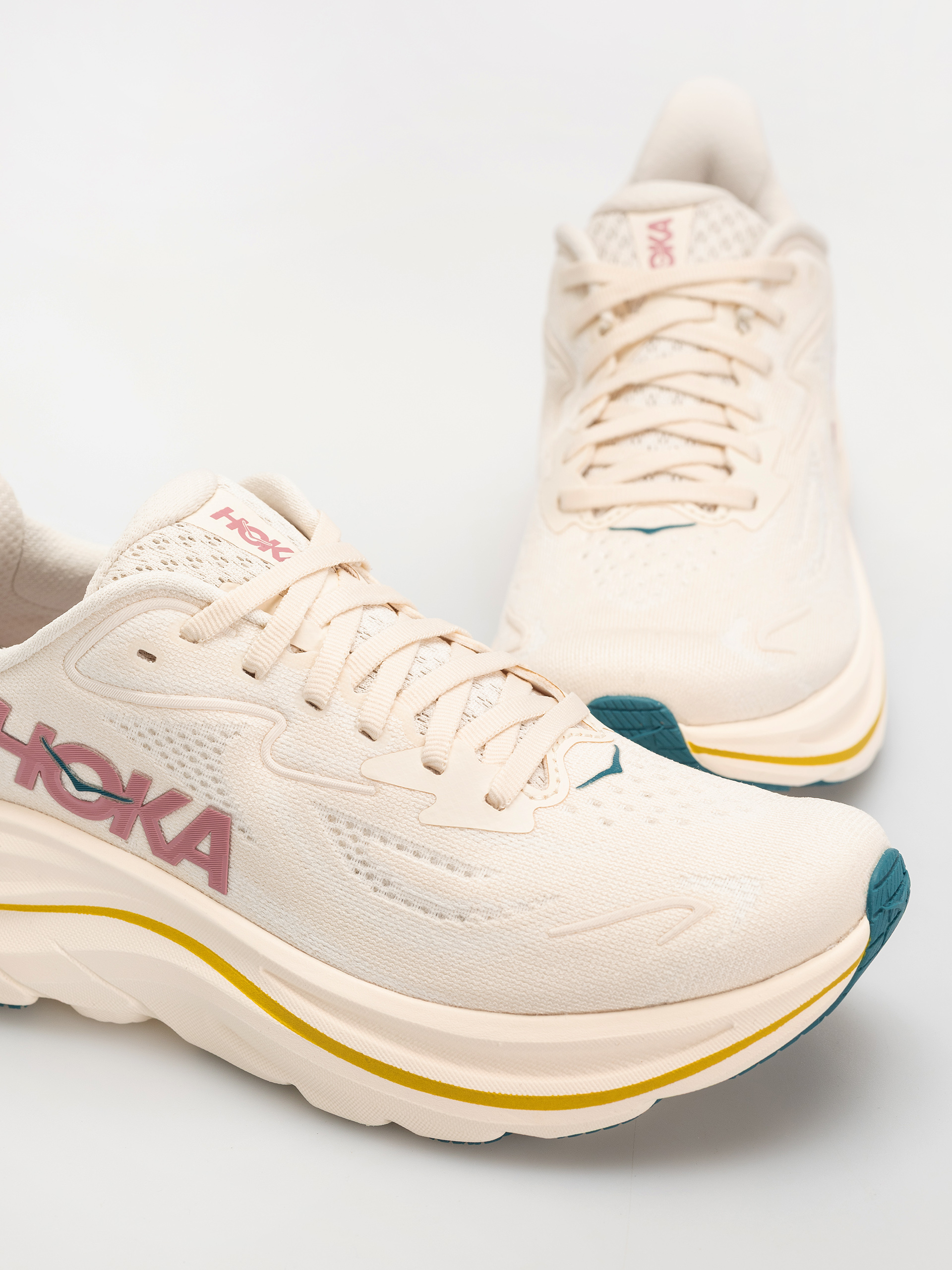 Hoka Clifton 10 Wmn Shoes (birch/alabaster)