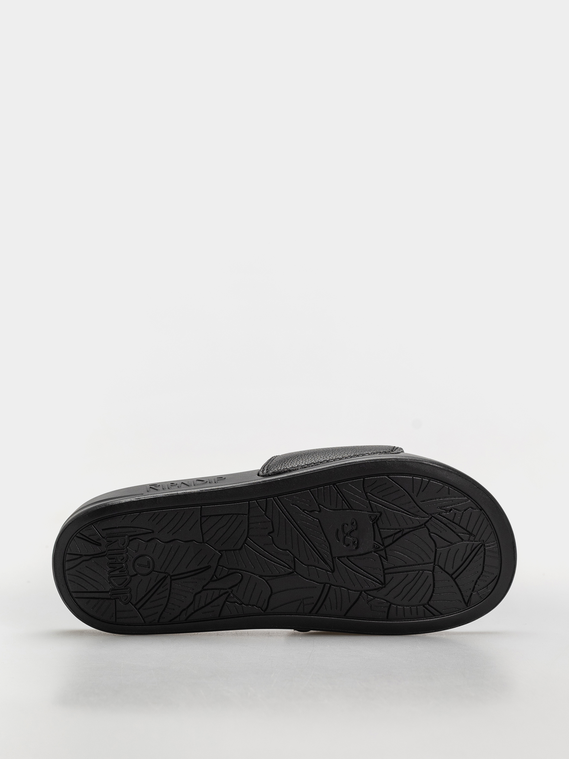RipNDip Castanza Flip Flops (black)