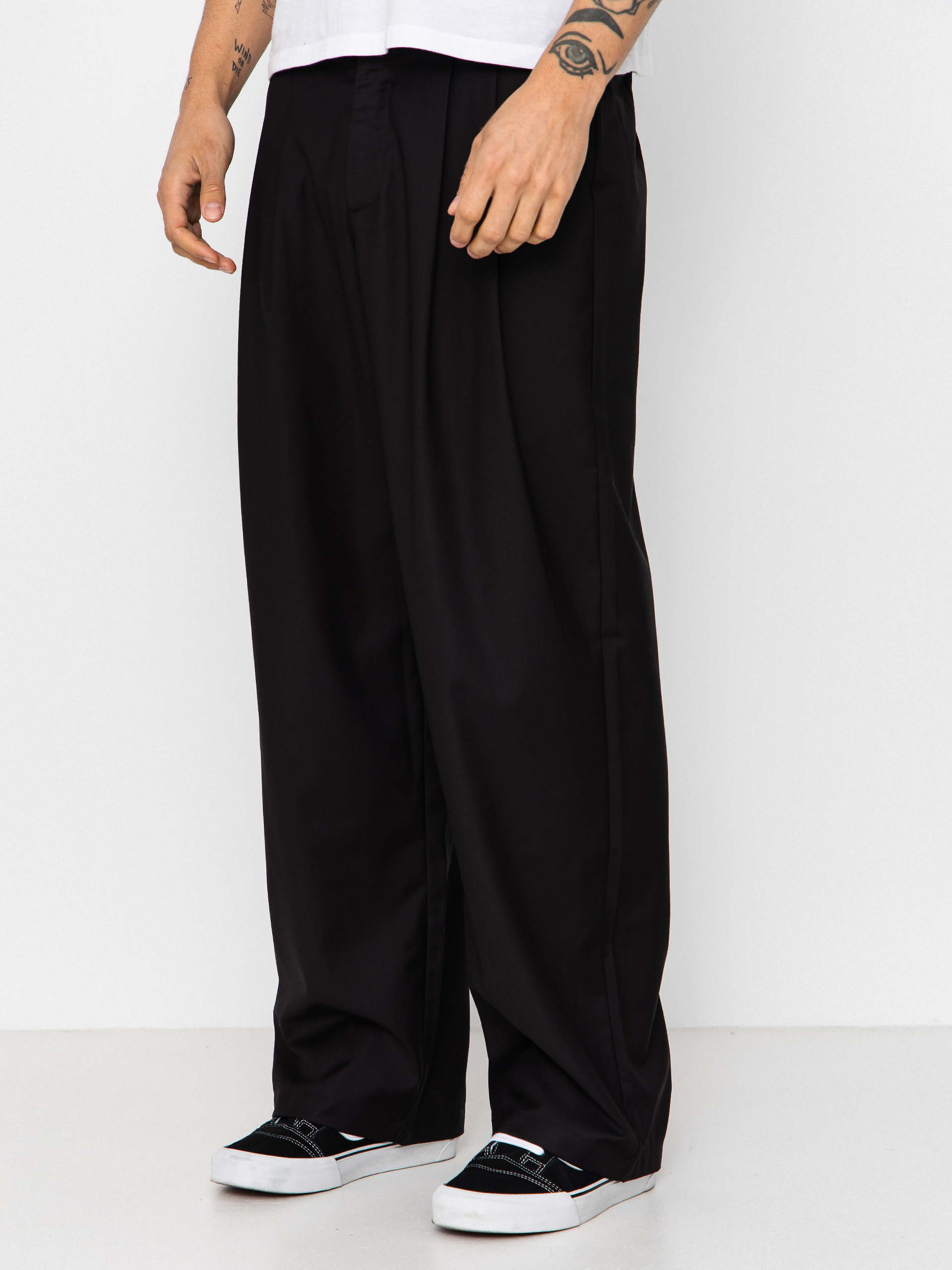 Wasted Paris Pleated Pants (black)