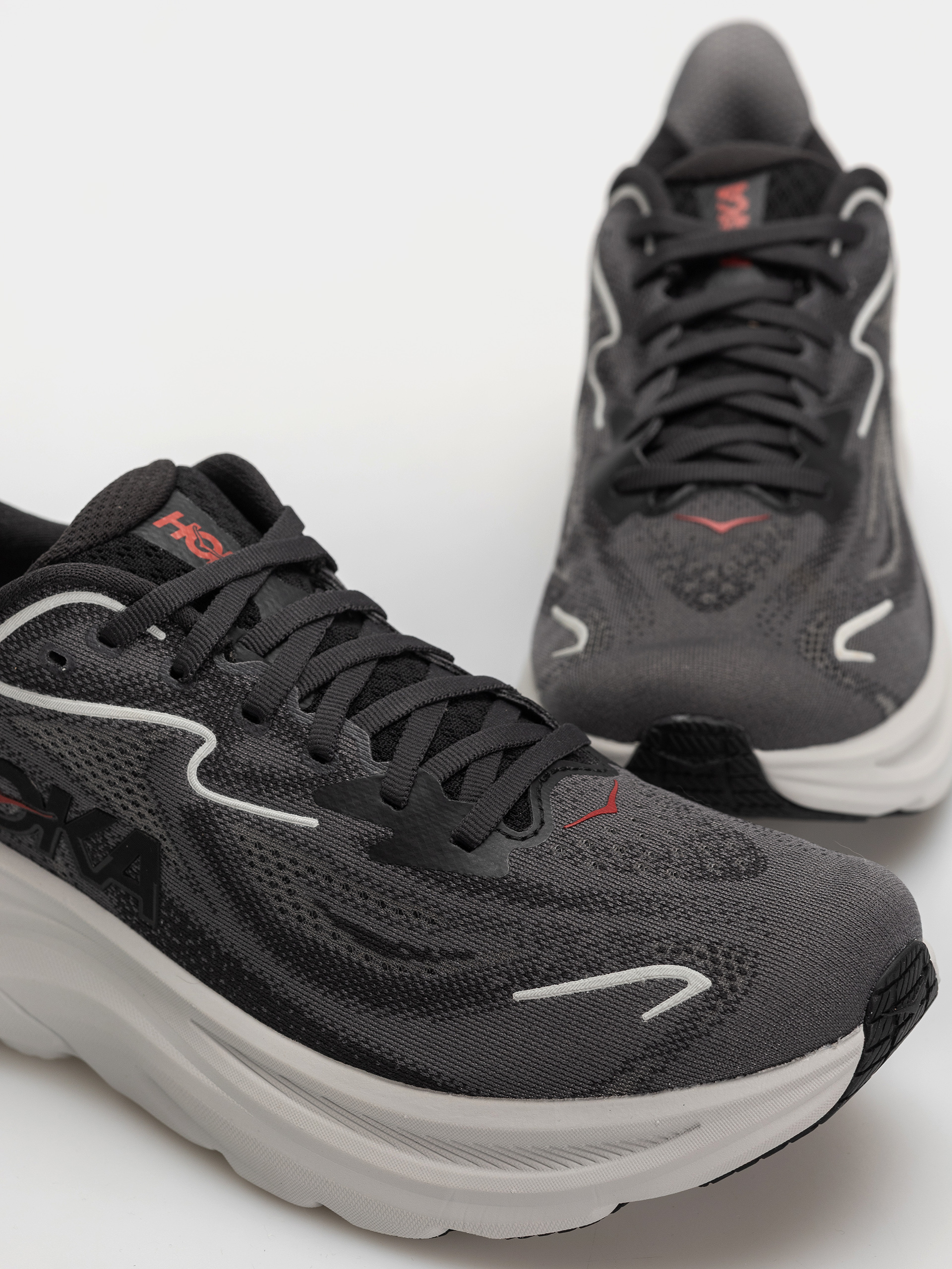 Hoka Clifton 10 Schuhe (carbon black/satellite grey)