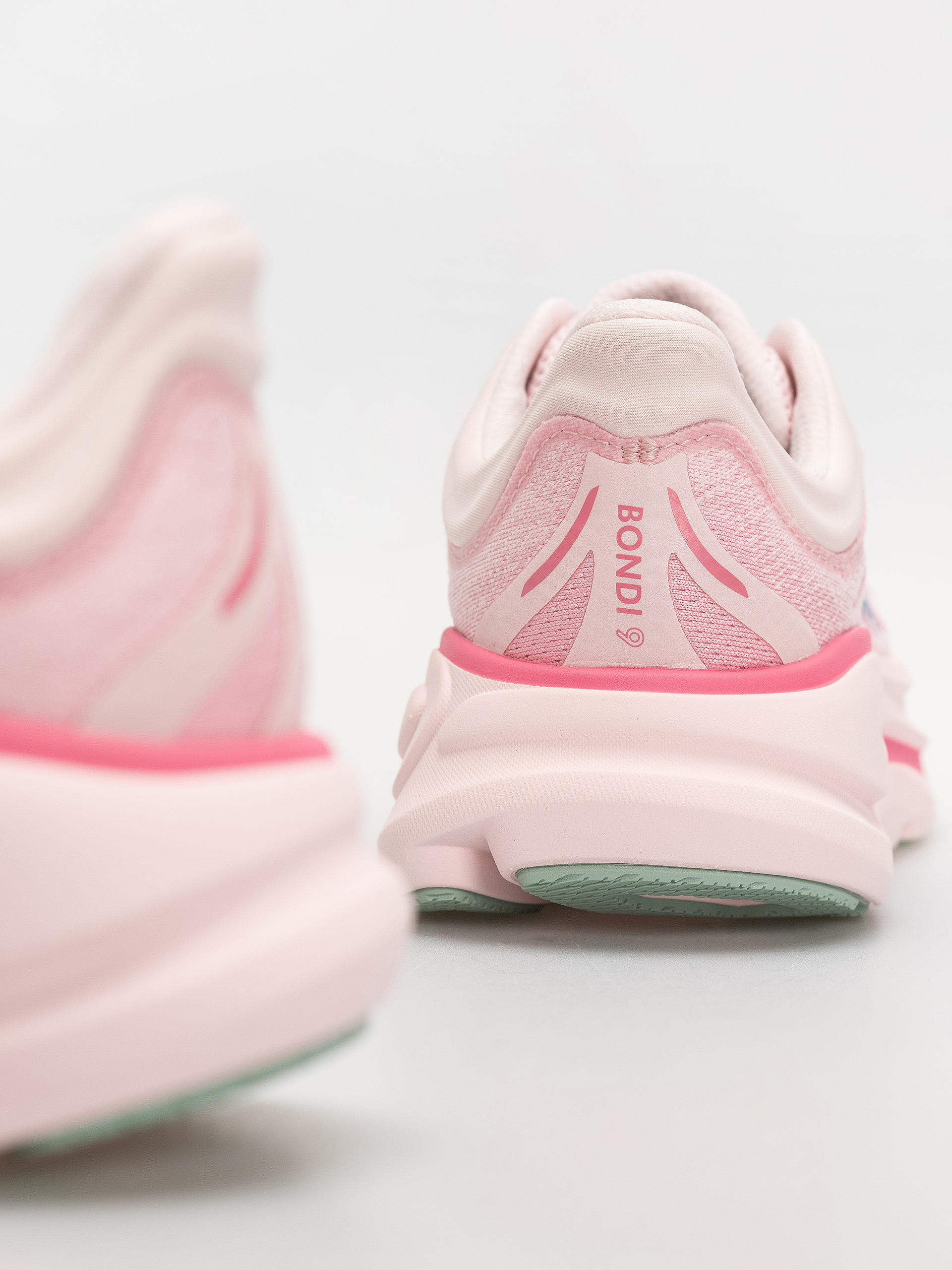 Hoka Bondi 9 Wmn Schuhe (rose tea/petal)