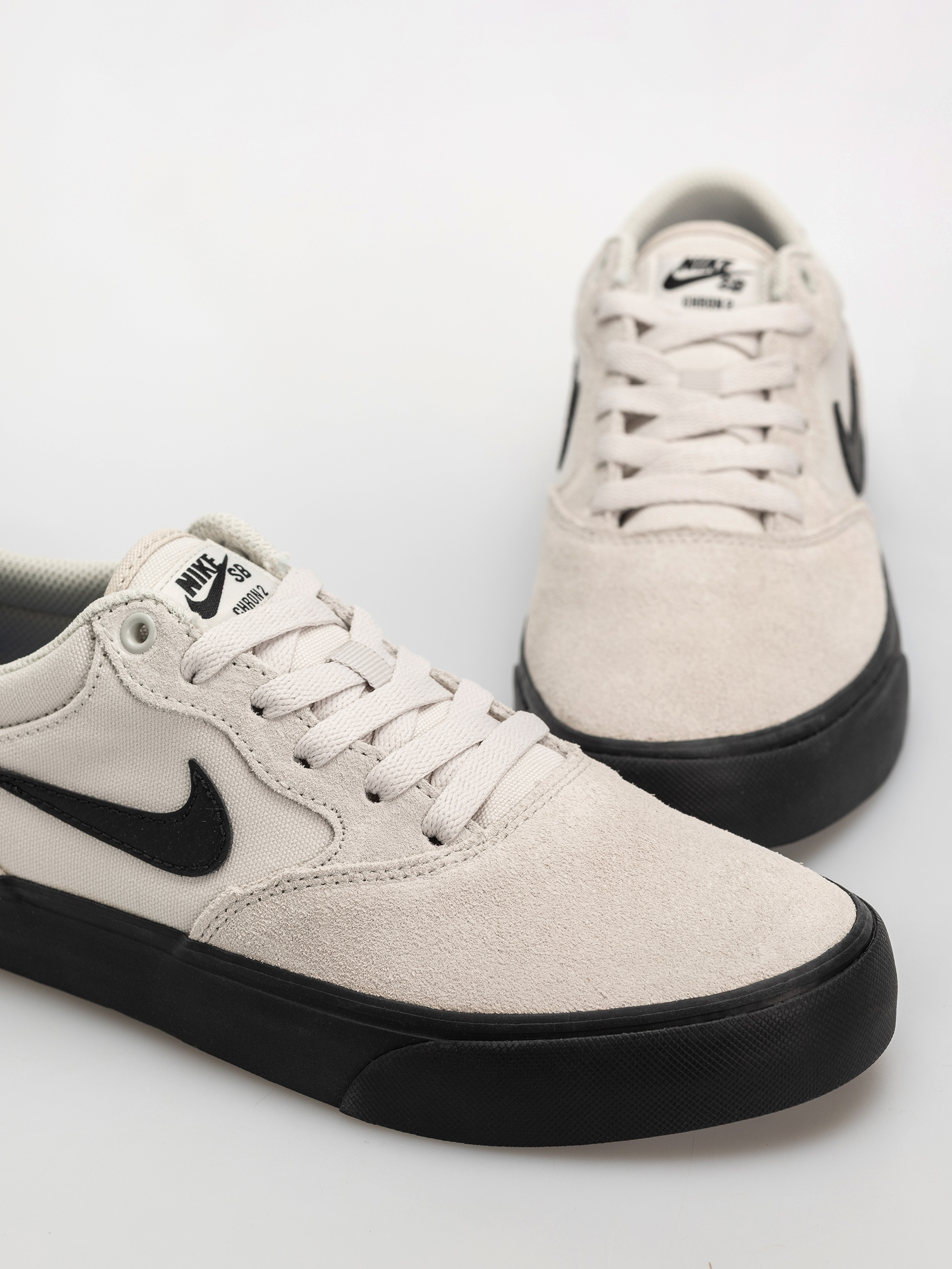 Nike SB Chron 2 Shoes (light bone/black/light bone/black)