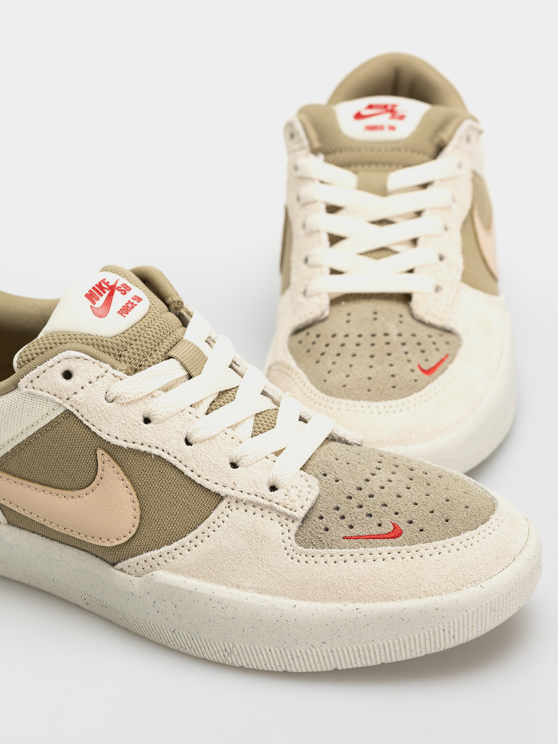 Nike SB Force 58 Shoes (coconut milk/linen/neutral olive)