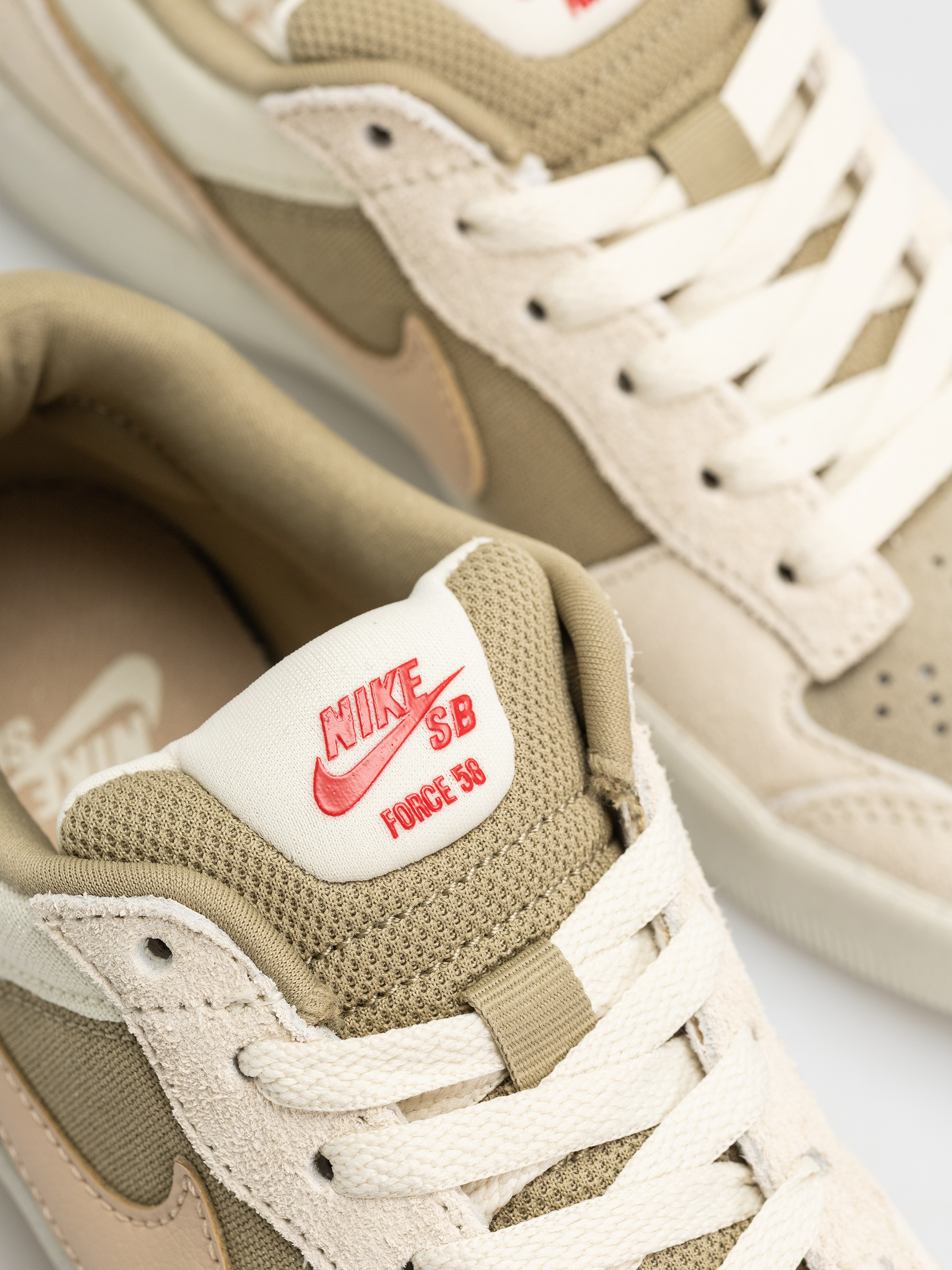 Nike SB Force 58 Shoes (coconut milk/linen/neutral olive)