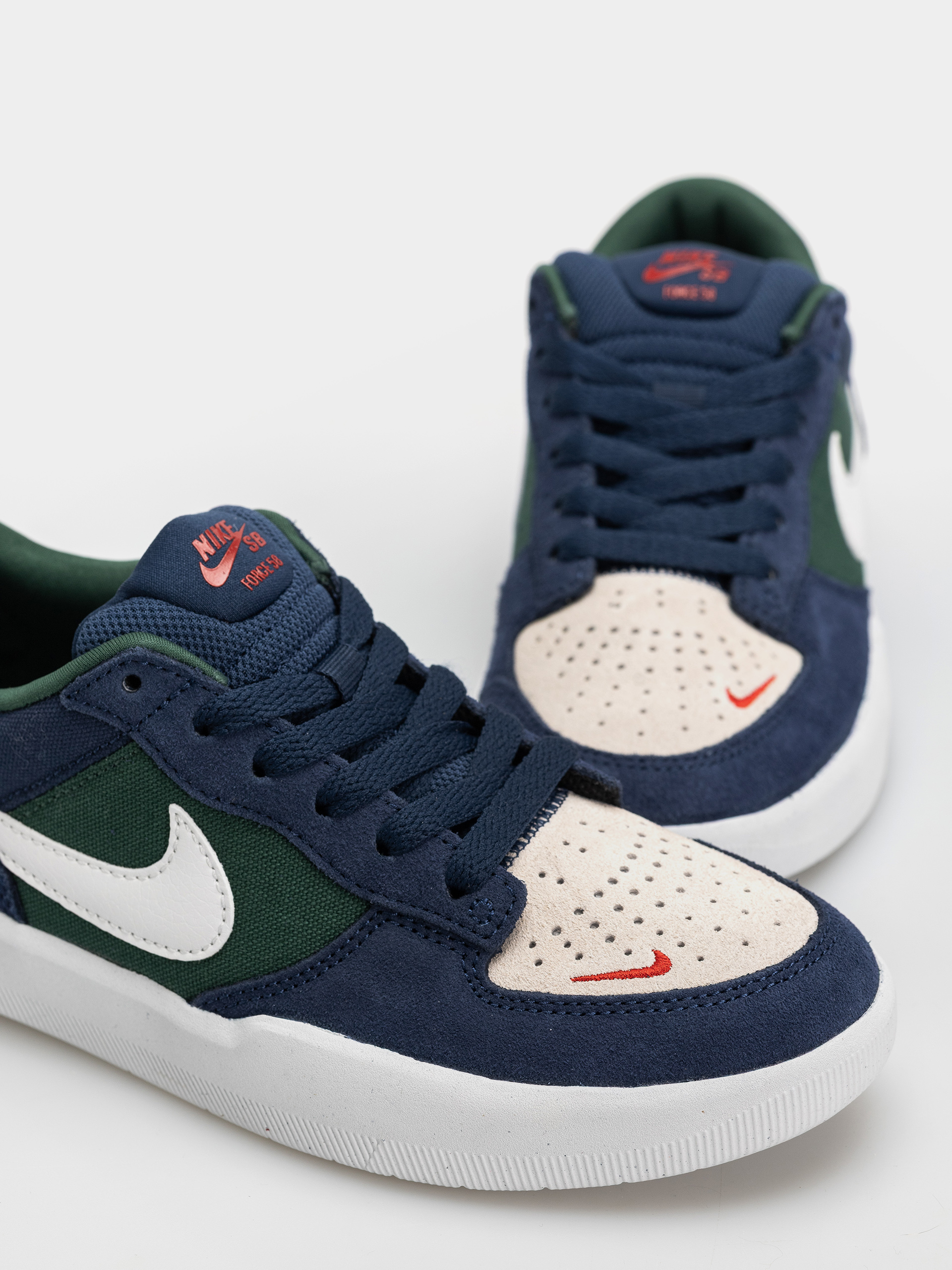 Nike SB Force 58 Shoes (navy/summit white/noble green/white)