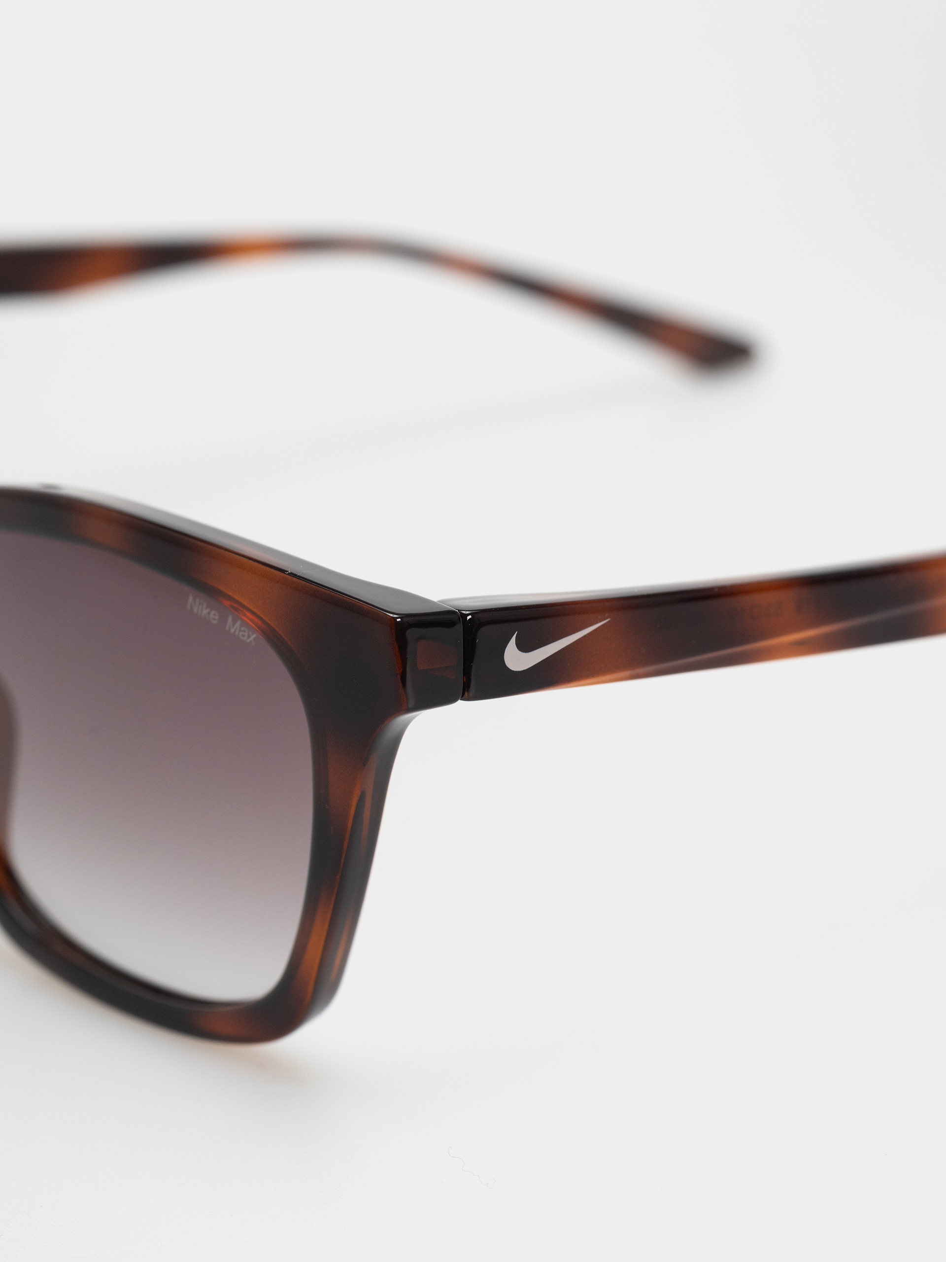 Nike Vital Flow Sunglasses (tortoise/brown gradient)